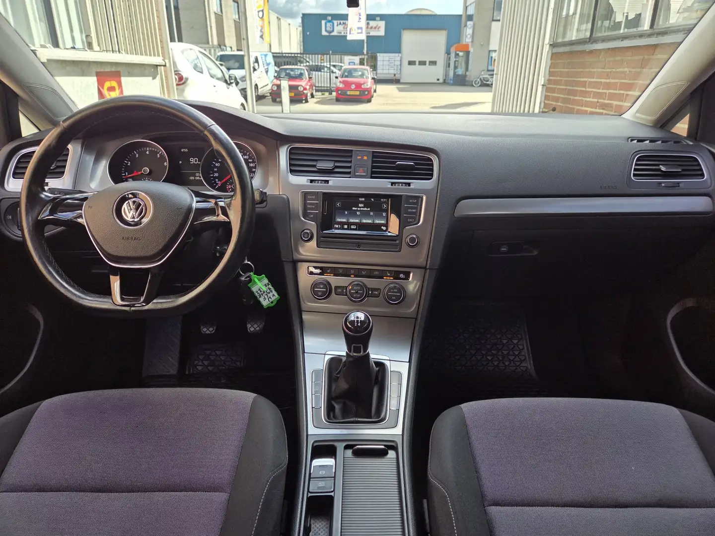 Volkswagen Golf 1.2 TSI Easyline|Climate|Stoelvw|PDC|APK Grijs - 2