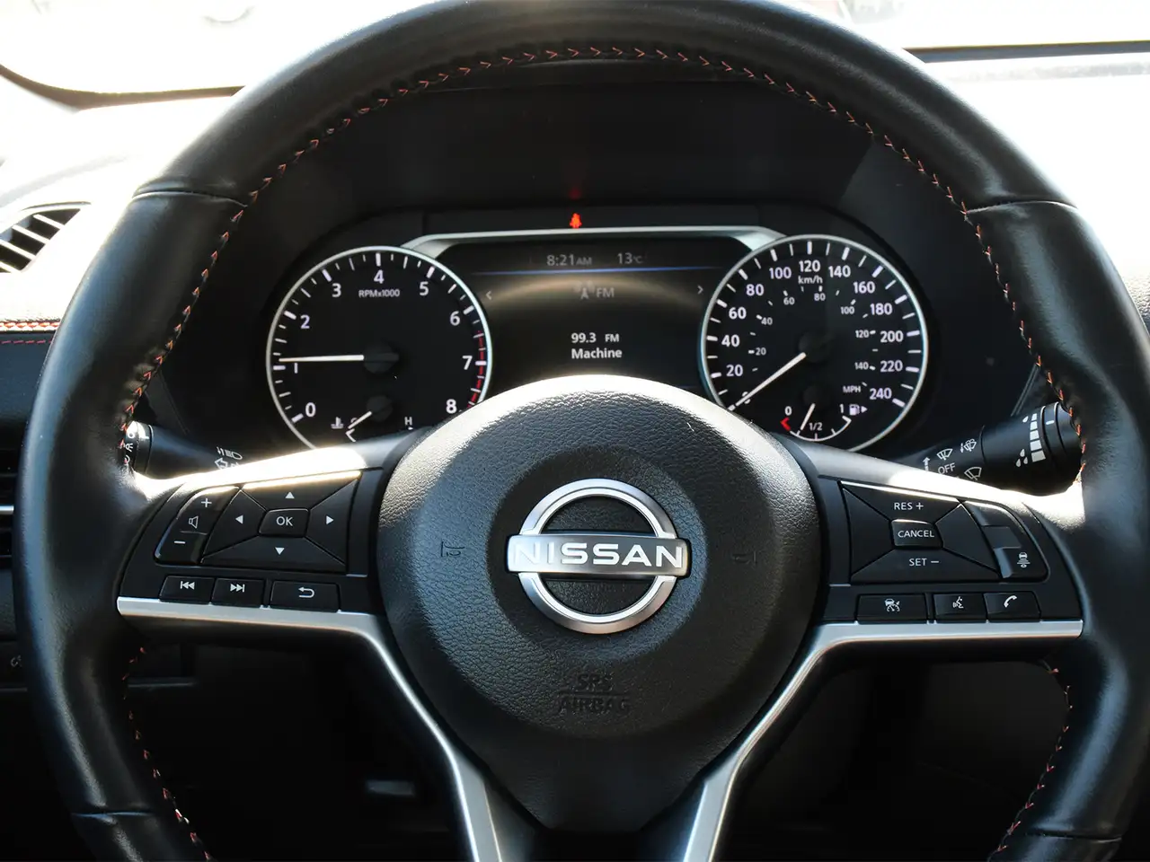 Nissan Sentra снимка Nissan Sentra