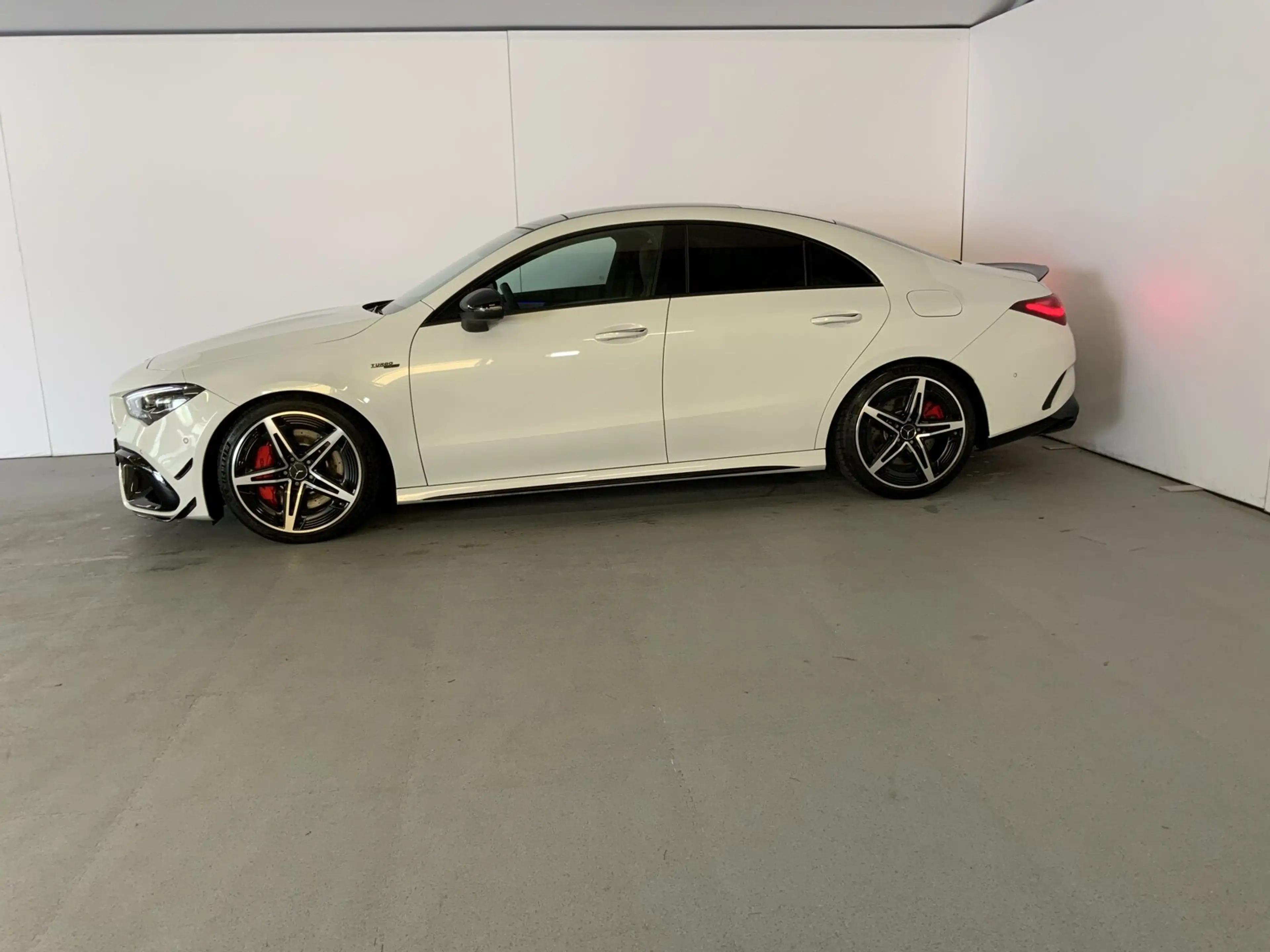 Mercedes-Benz CLA 45 AMG CLA 45 S 4M Coupé Pano Night Aero Burm Multibeam — photo 3
