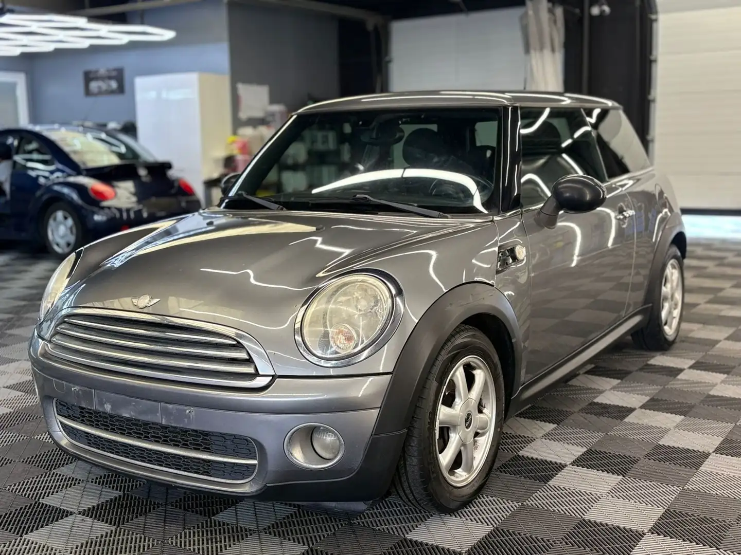 MINI One D bj. 2010 257.500km Euro 4 Grijs - 1