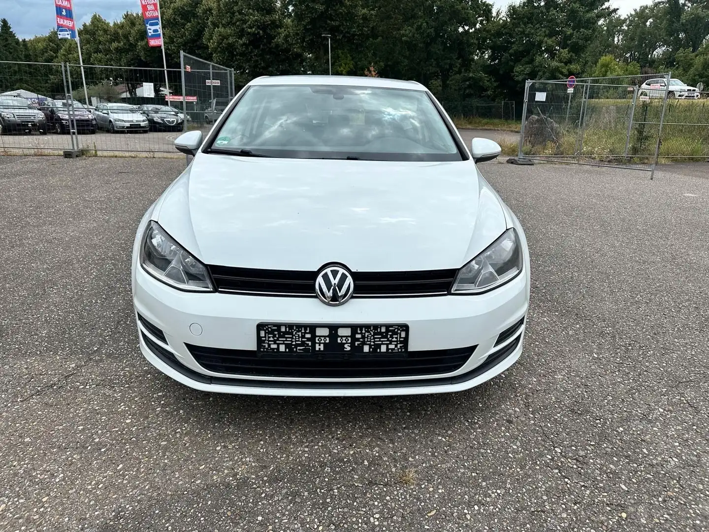 Volkswagen Golf 7 Lim. Trendline BMT Klima Weiß - 1