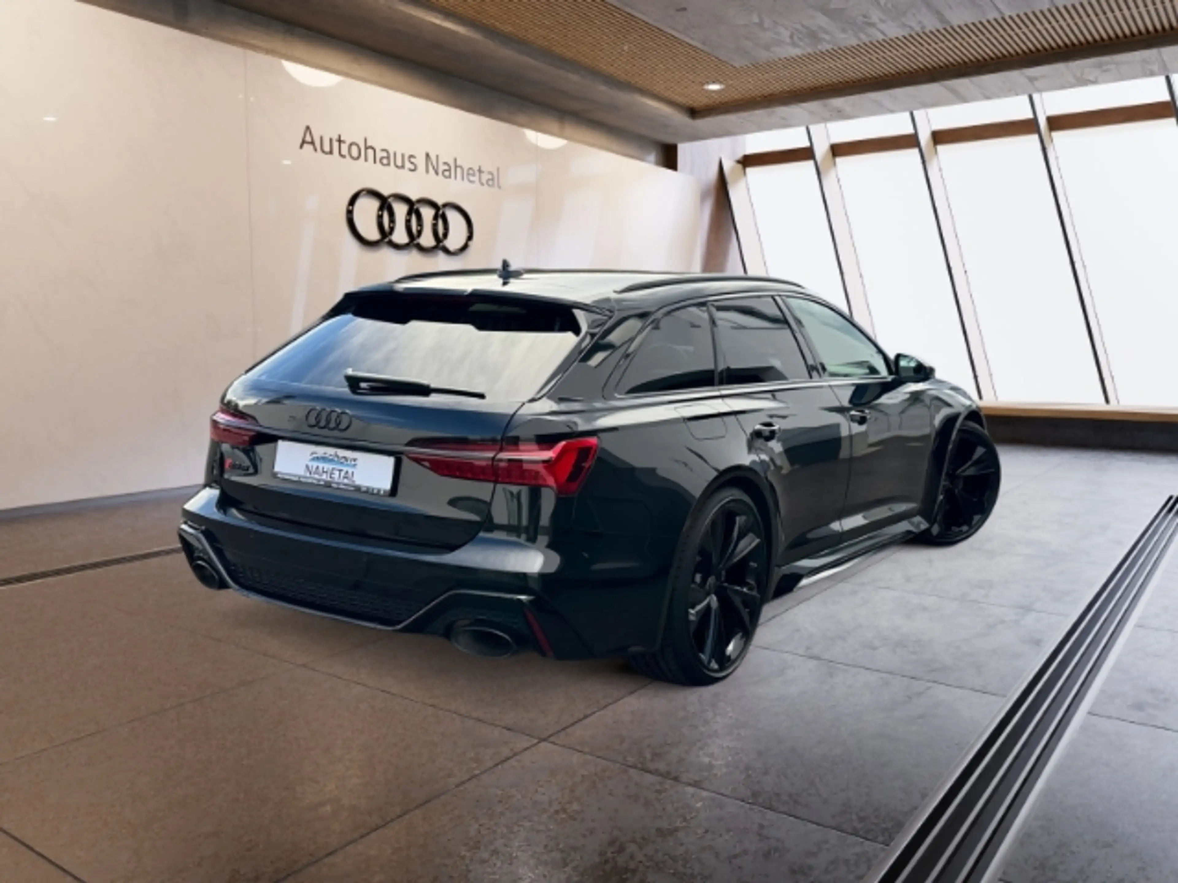Audi RS6 Avant 4.0 TFSI qu. LASER NAVI+ LM22'' RS-AGA LUFT — photo 5