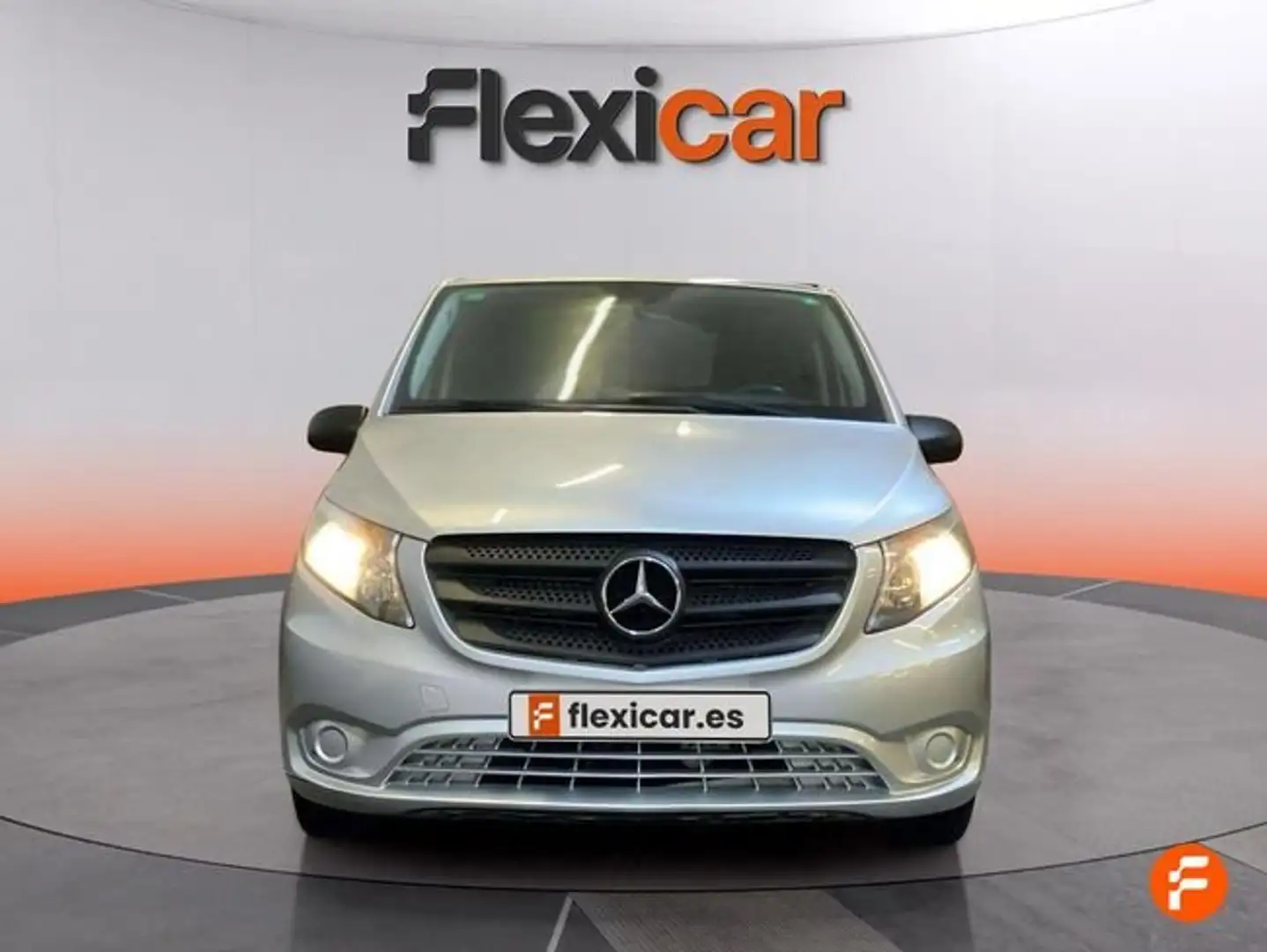 Mercedes-Benz Vito MERCEDES Tourer 111 CDI Gris - 2