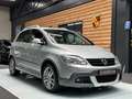 Volkswagen Cross Golf 1.6 16V YOUNGTIMER Clima Airco Stoelverwarm. Grau - thumbnail 4