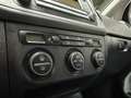 Volkswagen Cross Golf 1.6 16V YOUNGTIMER Clima Airco Stoelverwarm. Grau - thumbnail 17