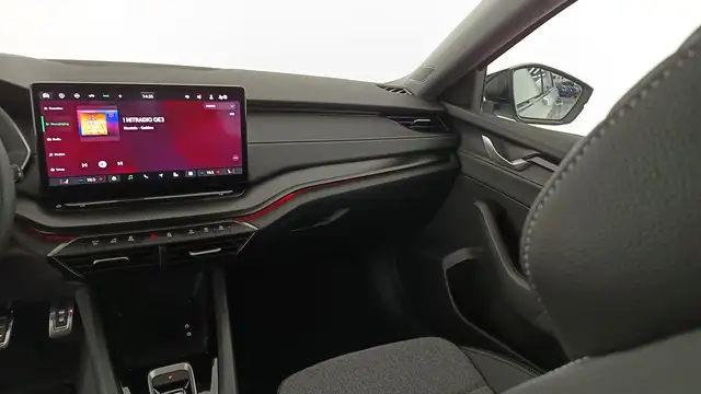 Skoda Octavia view 13