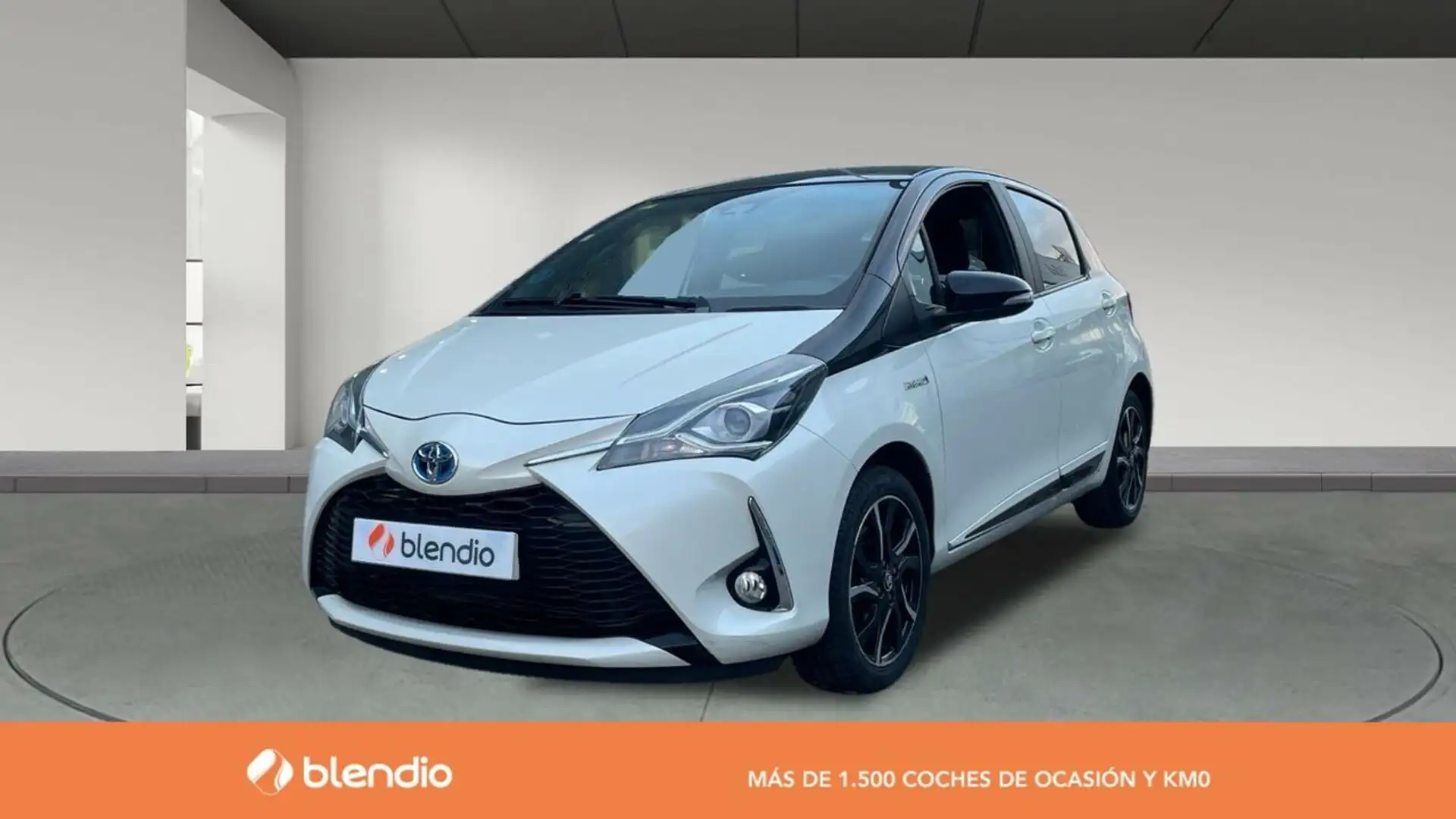 Toyota Yaris 1.5 VVT-I HYBRID ADVANCE AUTO 100 5P Blanco - 1
