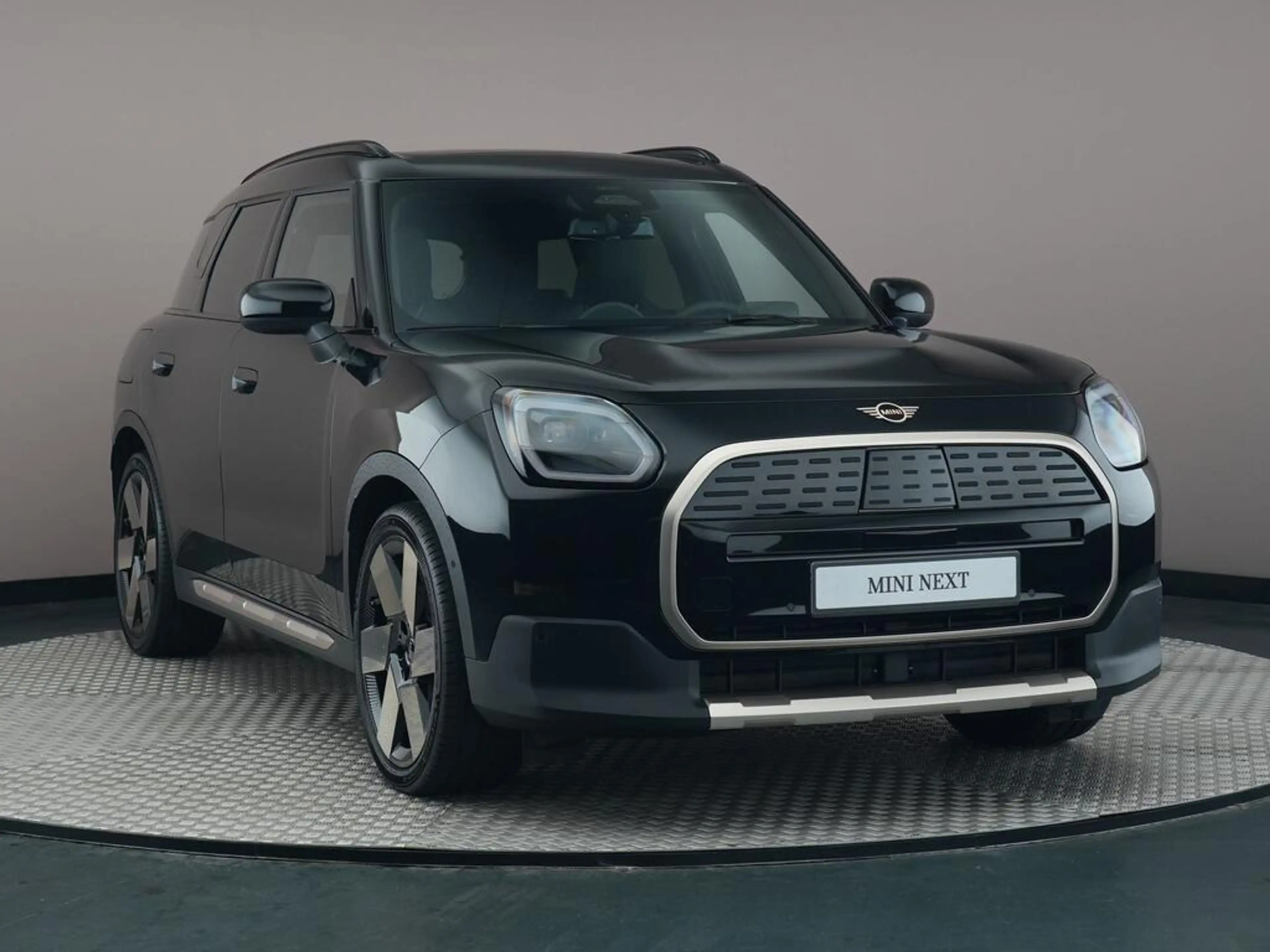 MINI Countryman E Favoured M 66.5 kWh — photo 3