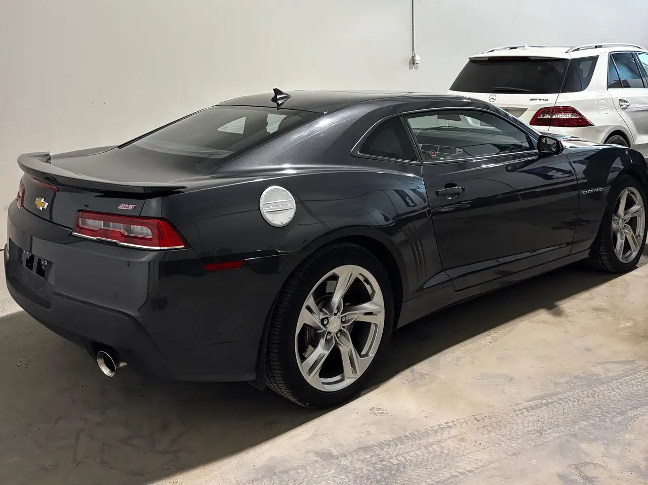 Chevrolet Camaro снимка Chevrolet Camaro