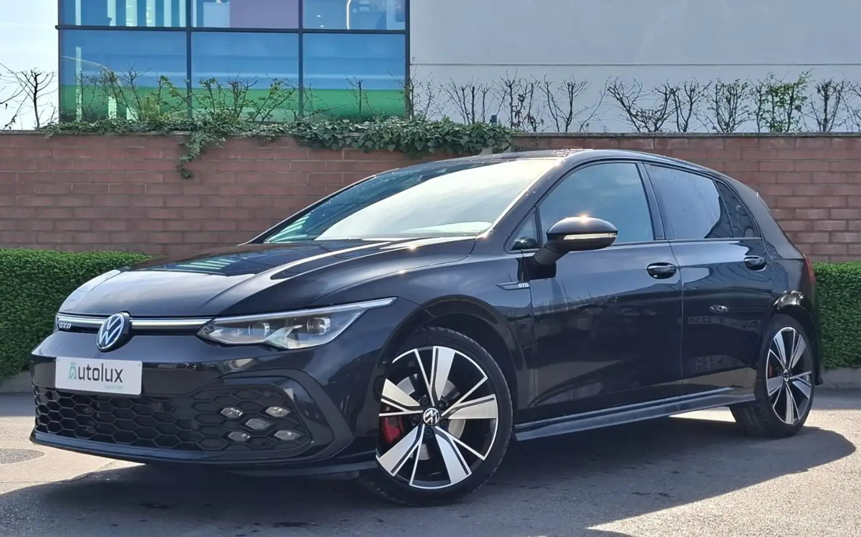 Volkswagen Golf GTD 2.0 SCR TDi DSG - 200 CV - 2022 - 93.000 KM Zwart - 1