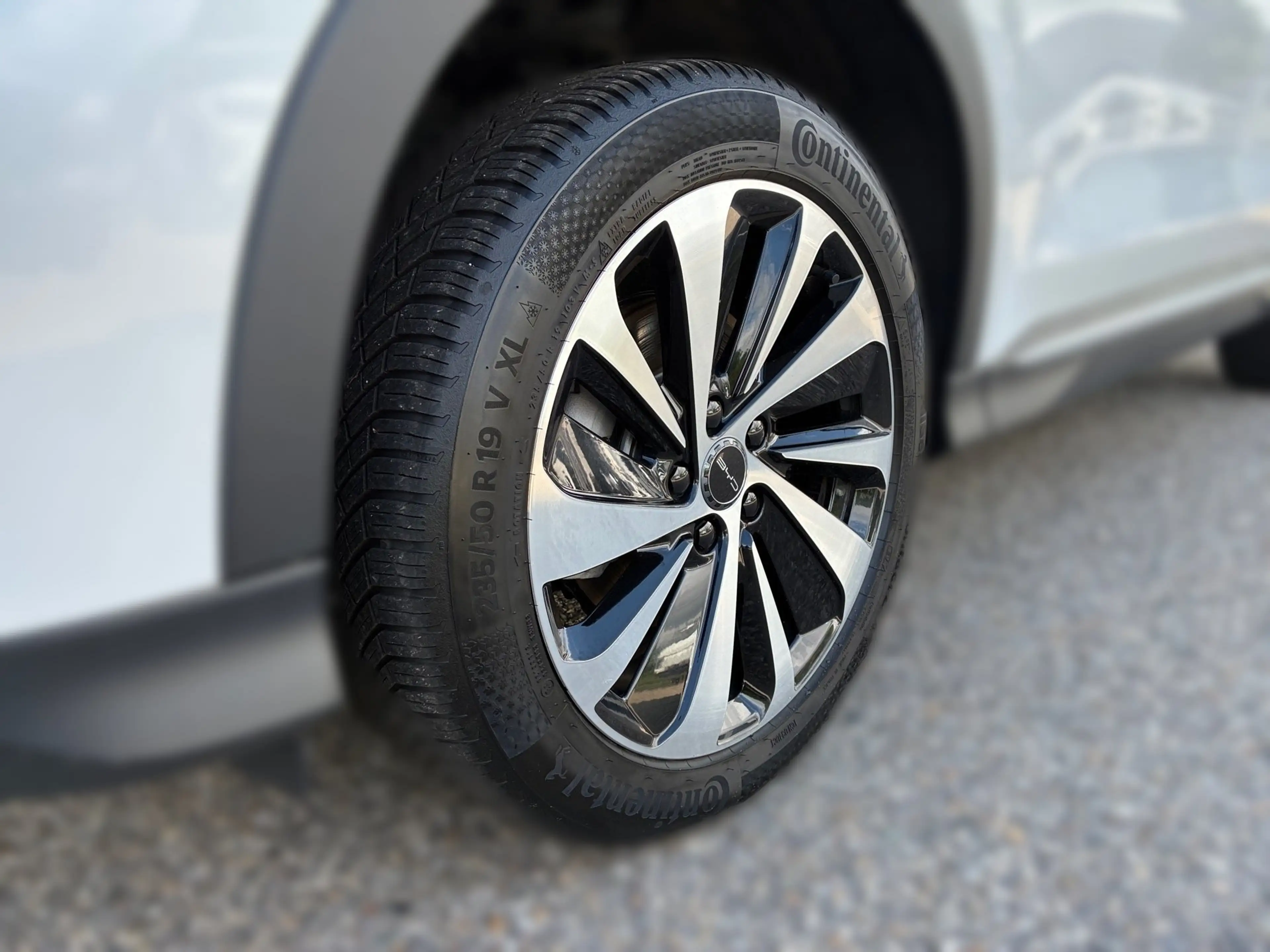 BYD Seal U 1.5 DM-i PHEV W Boost LED+SHZ+2xKlima+LM — photo 5