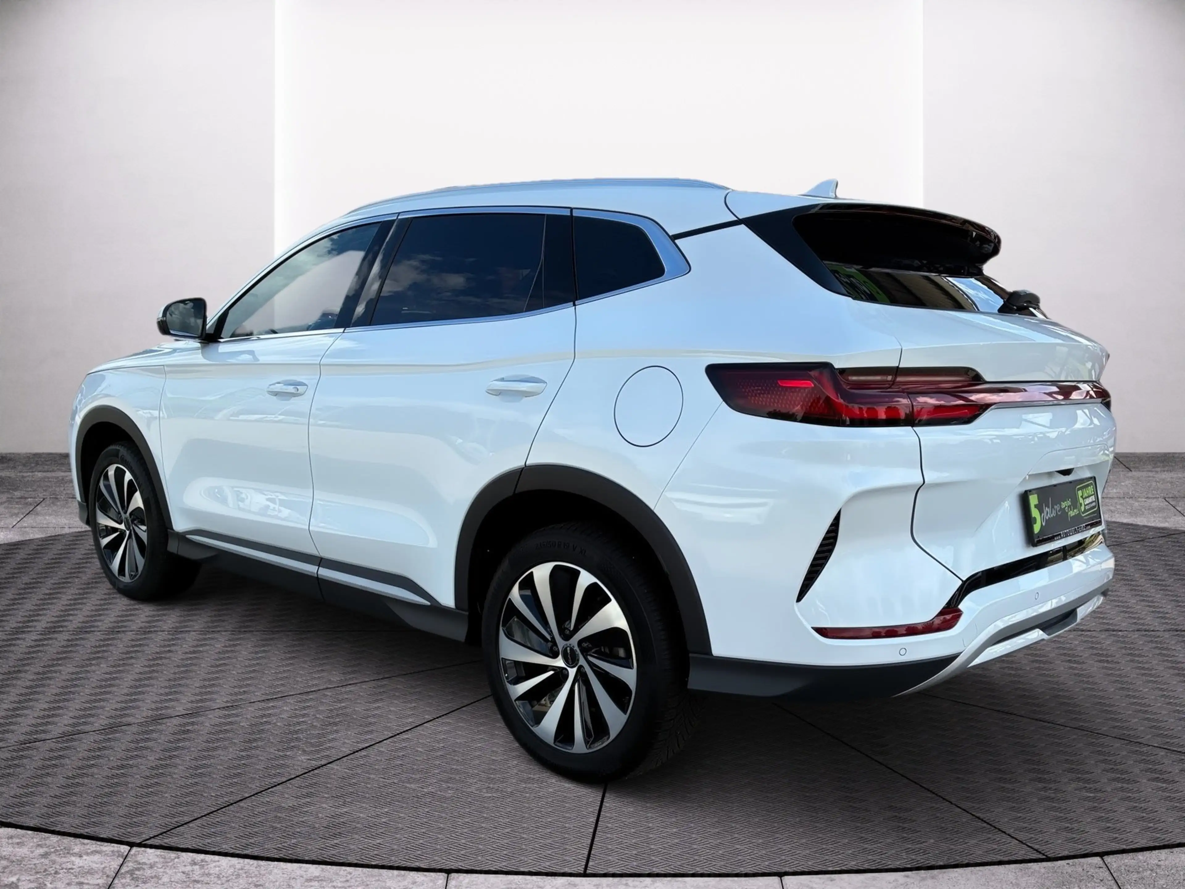 BYD Seal U 1.5 DM-i PHEV W Boost LED+SHZ+2xKlima+LM — photo 12