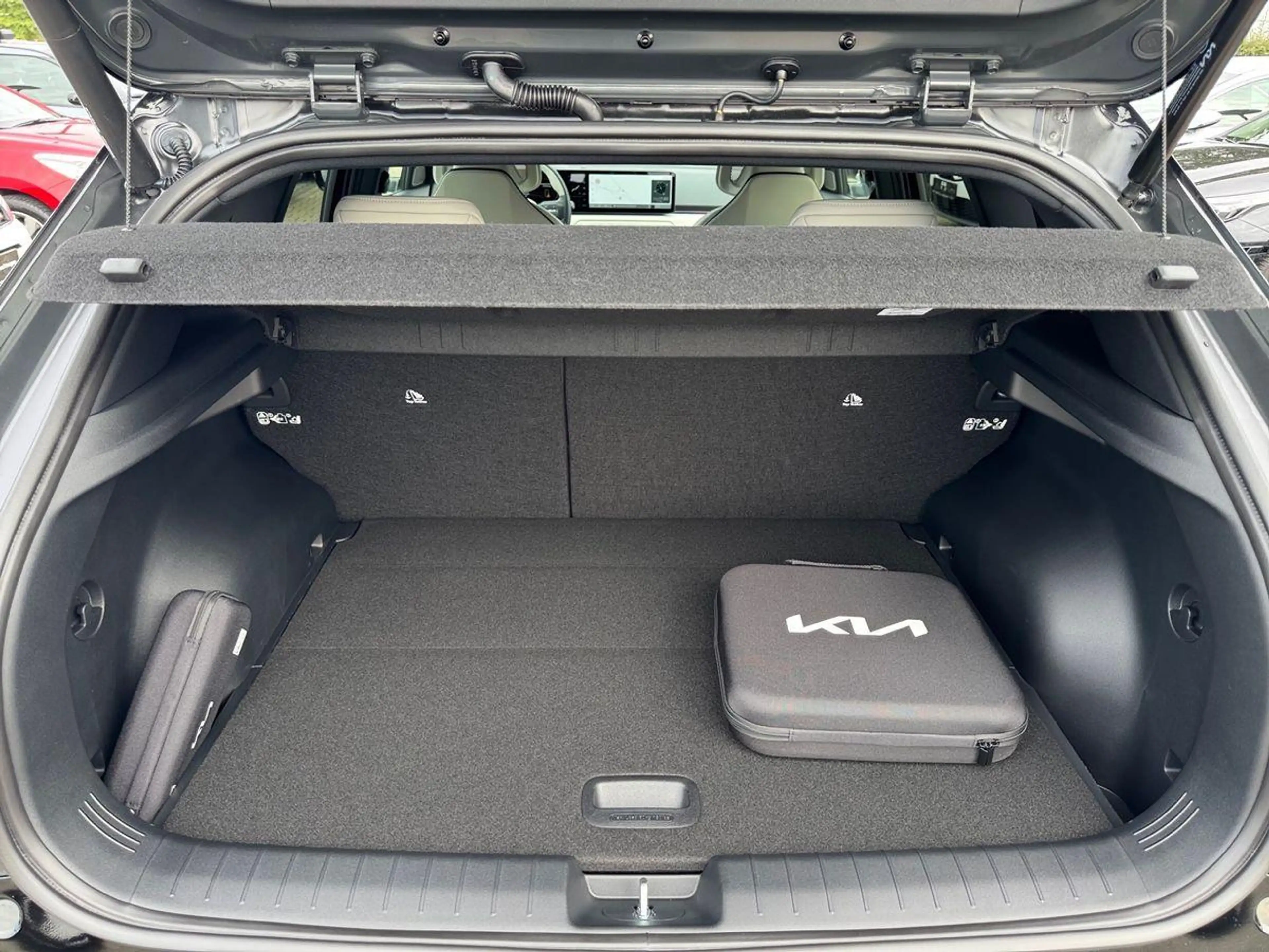 Kia EV4 EV4 HB 81,4 KW/h GT-Line Drive-W., Comfort, Connec — photo 13