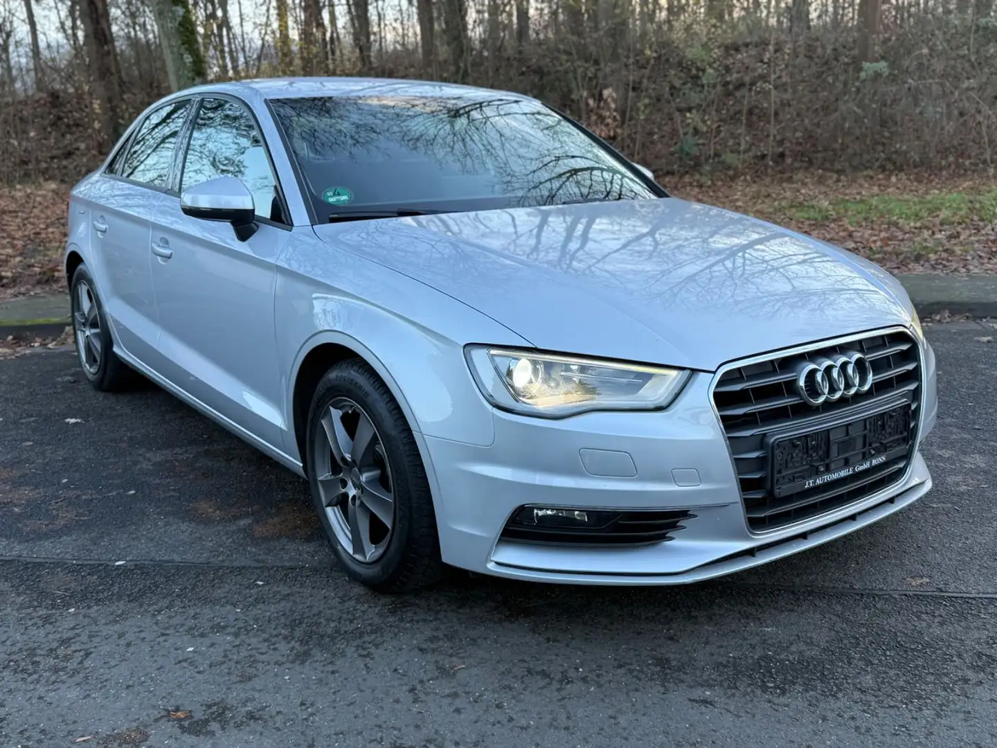 Audi A3 Limousine ambition,Auto,E6,Bi xenon Argent - 1