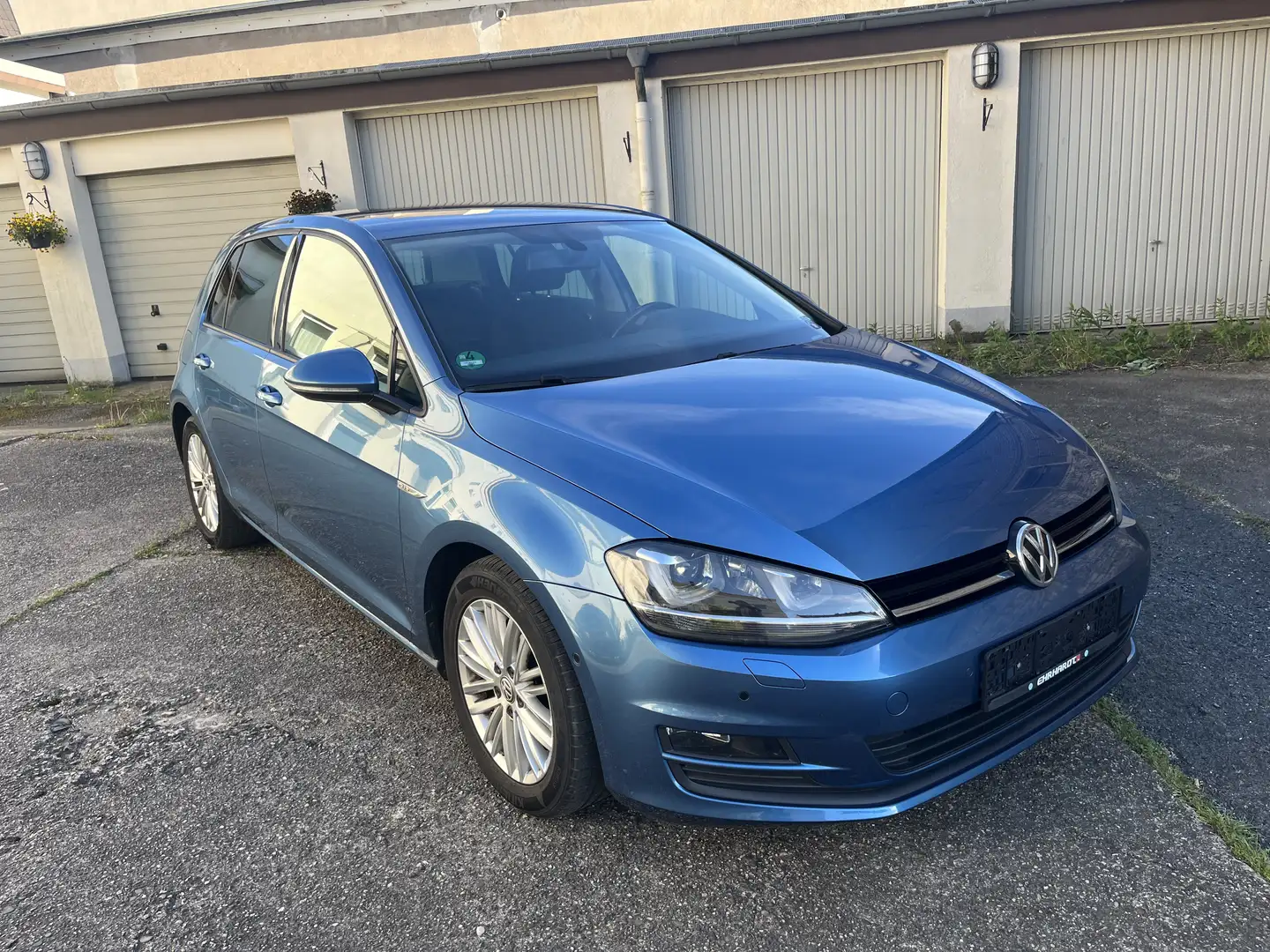 Volkswagen Golf Cup 1.4 BMT 5Türer*LED*BiXenon*1.Hand*Scheckh.*AH Azul - 2
