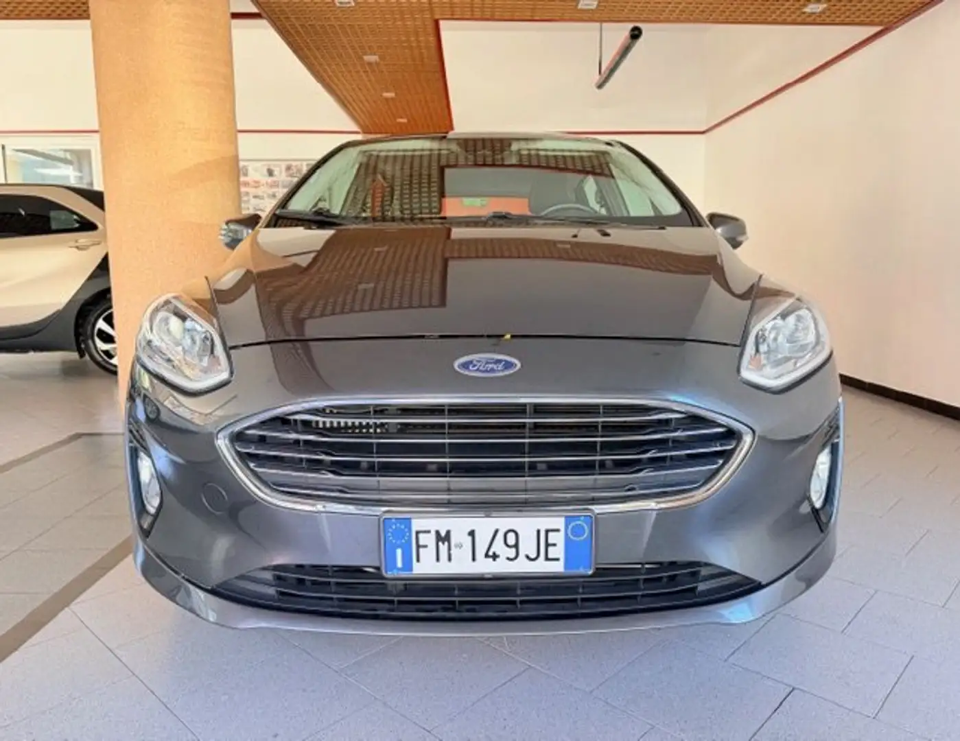 Ford Fiesta 5p 1.0 ecoboost Titanium CAMBIO AUTOMATICO Grau - 2