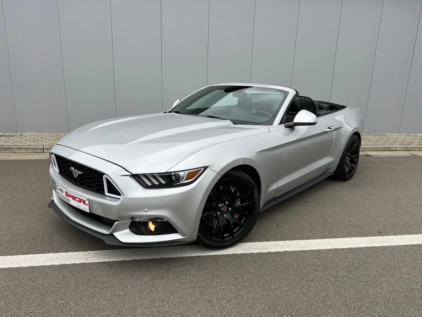 Ford Mustang Convertible 2.3 EcoBoost  - Exhaust REMUS - Grijs - 1