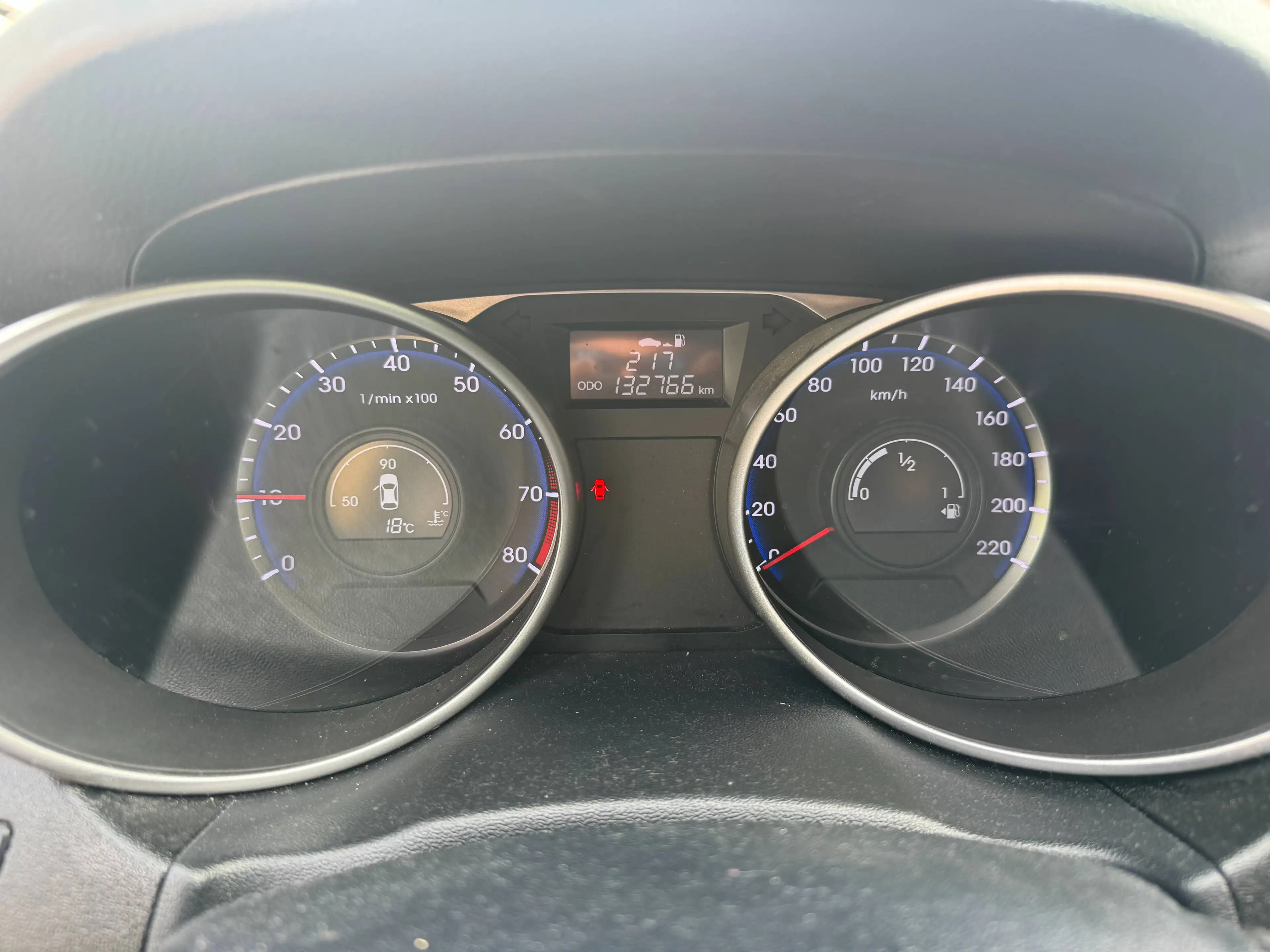 Hyundai iX35 1.6GDi 5 Star Edition 2WD*2.HAND*KLIMA*PDC* — photo 9