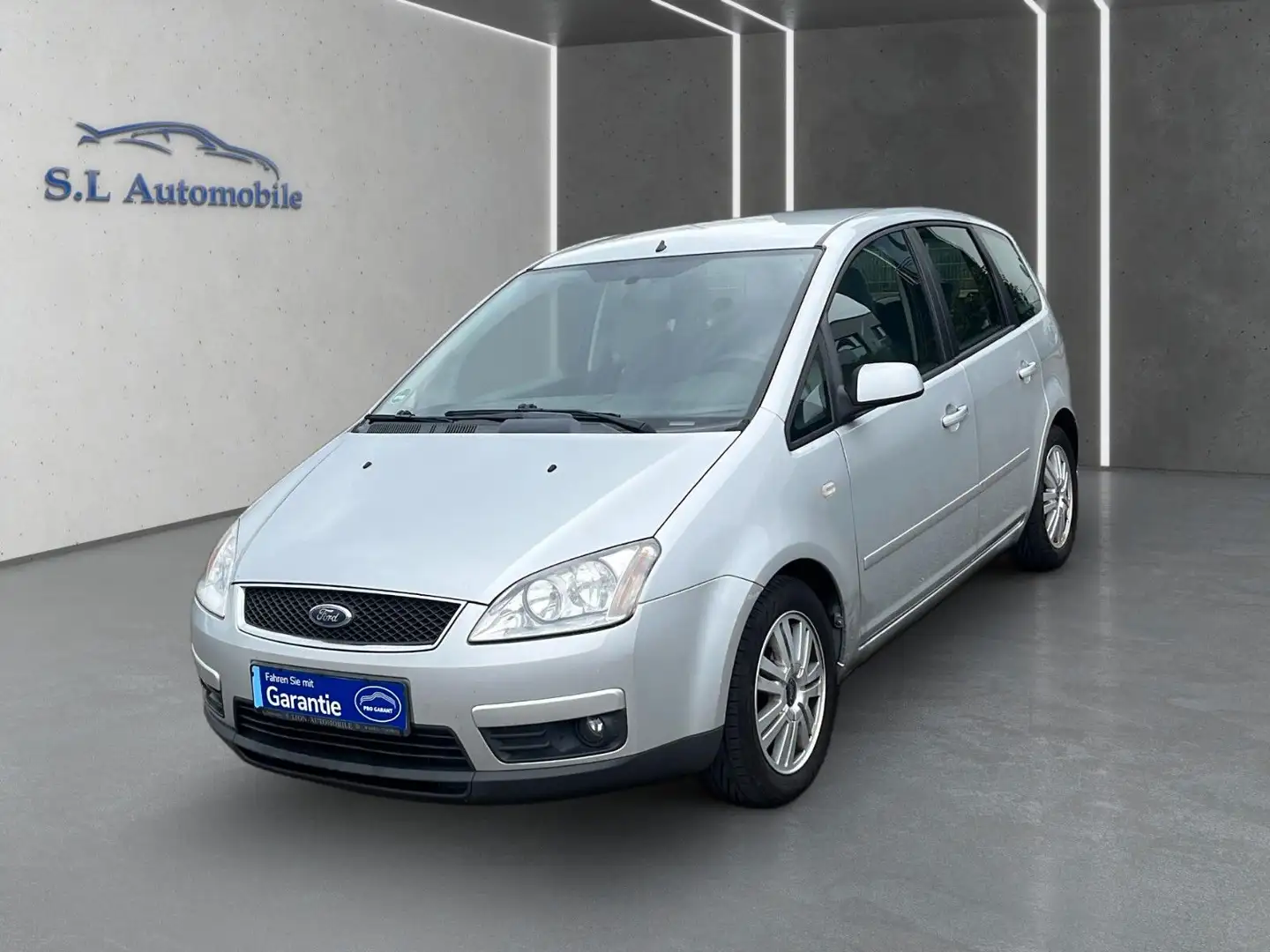 Ford Focus C-MAX Trend Wagen Nr 019 Silber - 1
