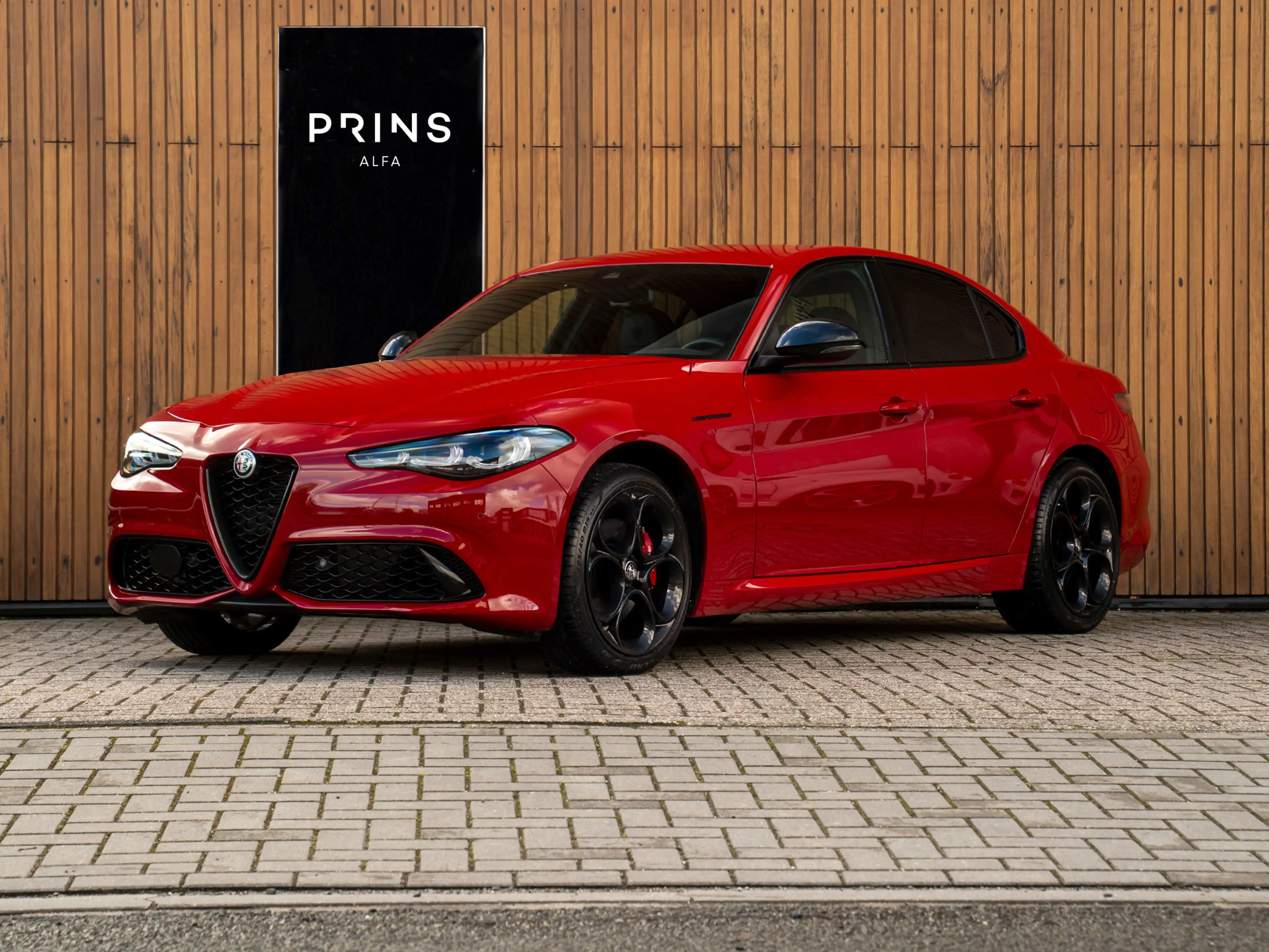 Alfa Romeo Giulia 2.0 T GME AWD Competizione