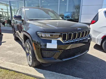 Black 2025 Jeep Grand Cherokee 4xe SUV / Crossover Four-Wheel Drive Automatic