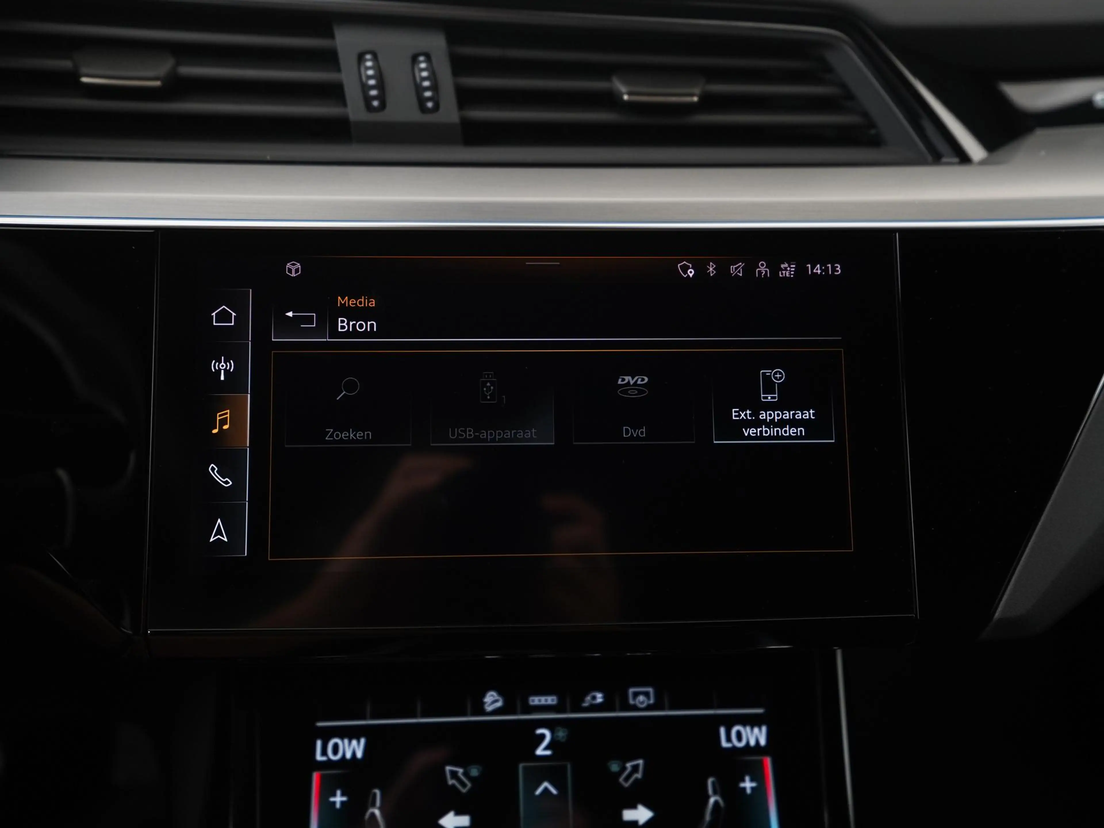 Audi e-tron 55 quattro S-Line Black Style 95 kWh | SOH 95% | P — photo 15