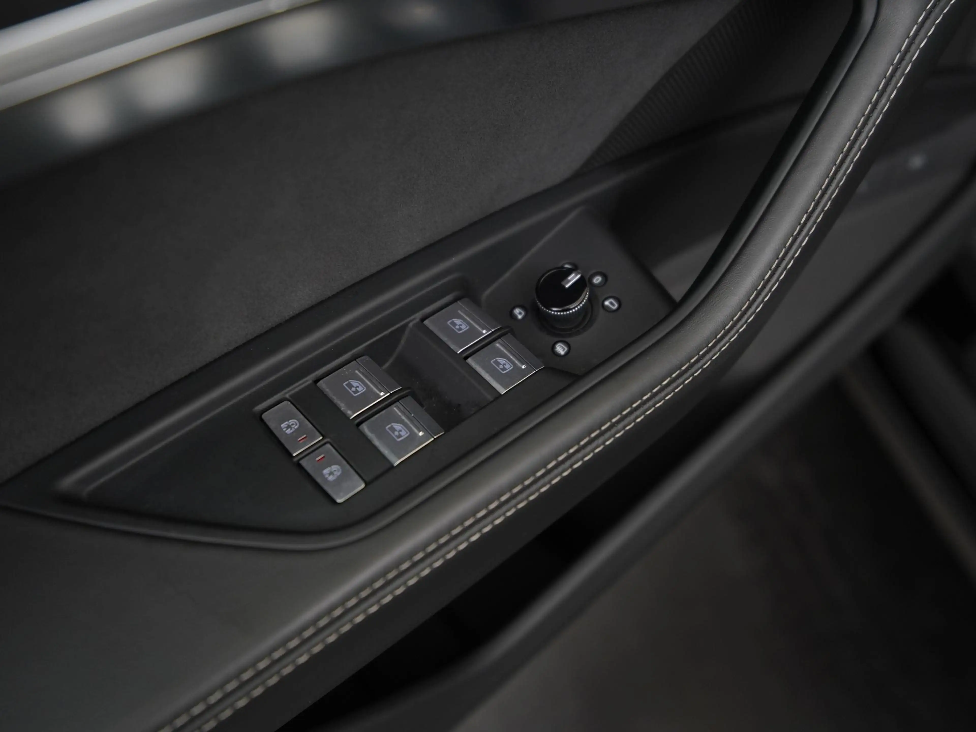 Audi e-tron 55 quattro S-Line Black Style 95 kWh | SOH 95% | P — photo 47