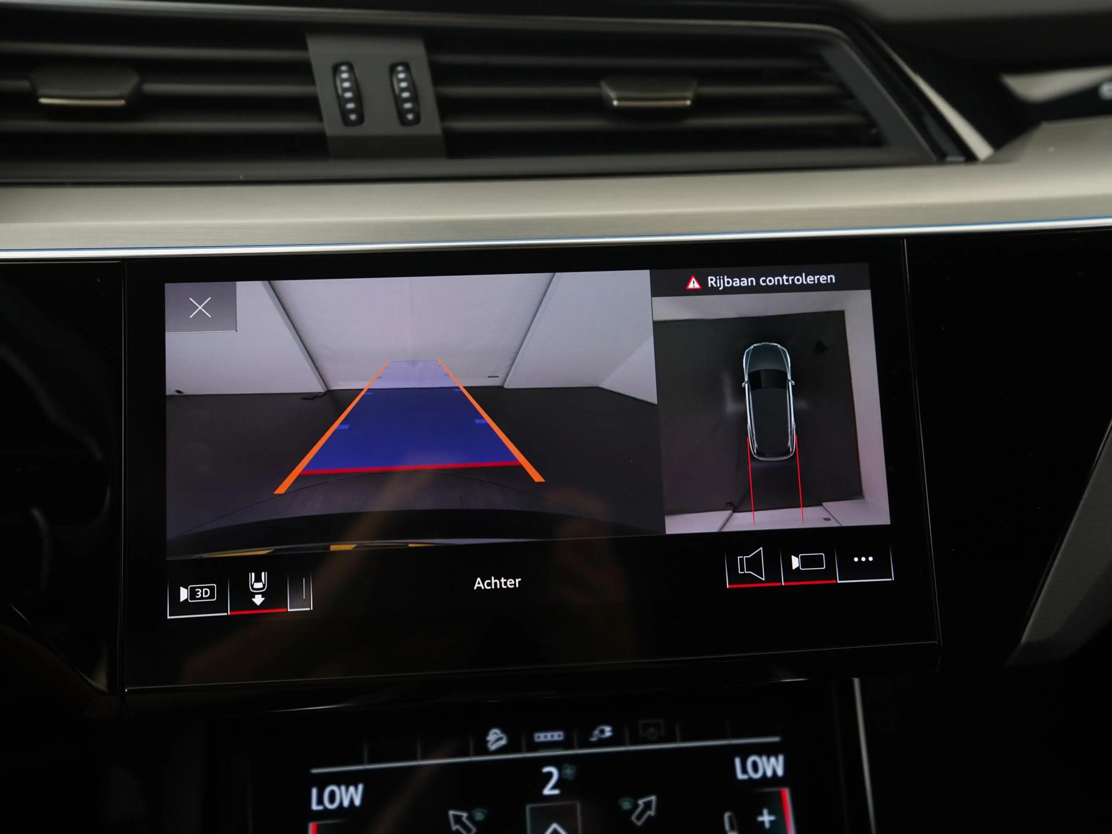 Audi e-tron 55 quattro S-Line Black Style 95 kWh | SOH 95% | P — photo 27