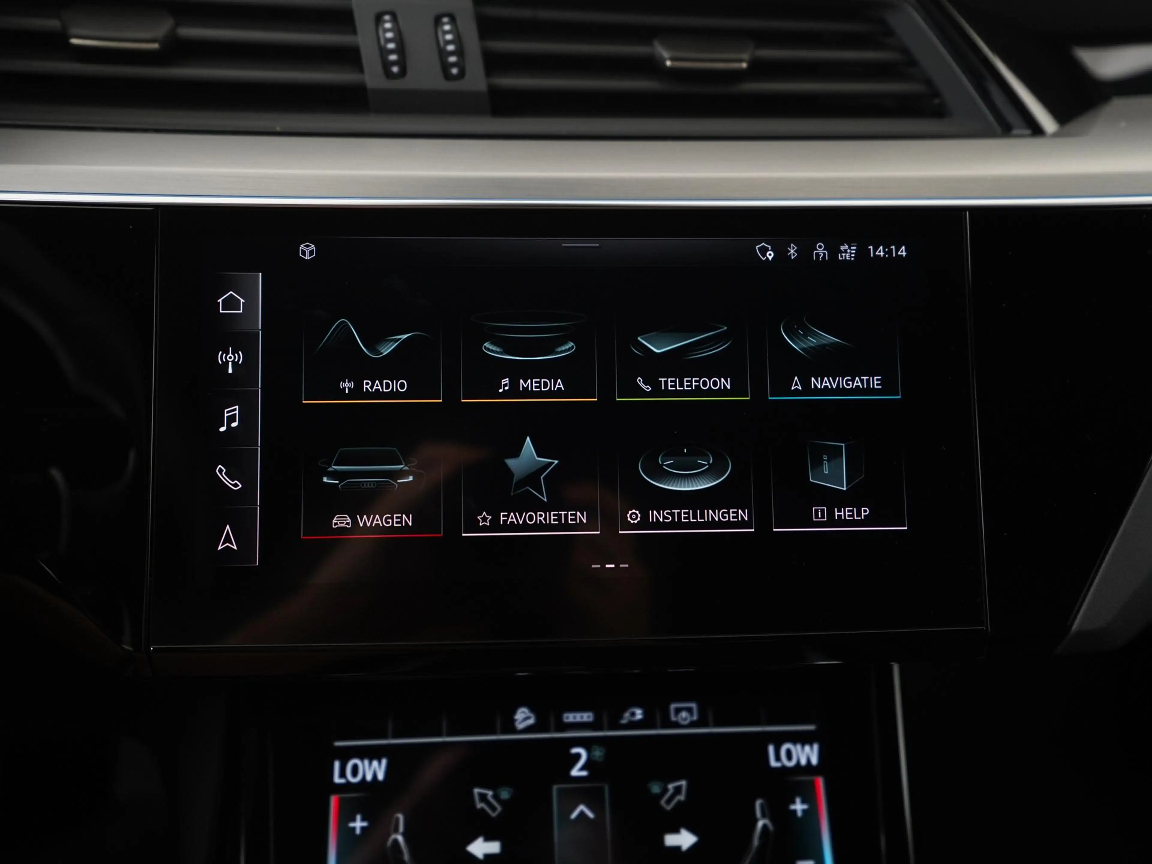 Audi e-tron 55 quattro S-Line Black Style 95 kWh | SOH 95% | P — photo 18