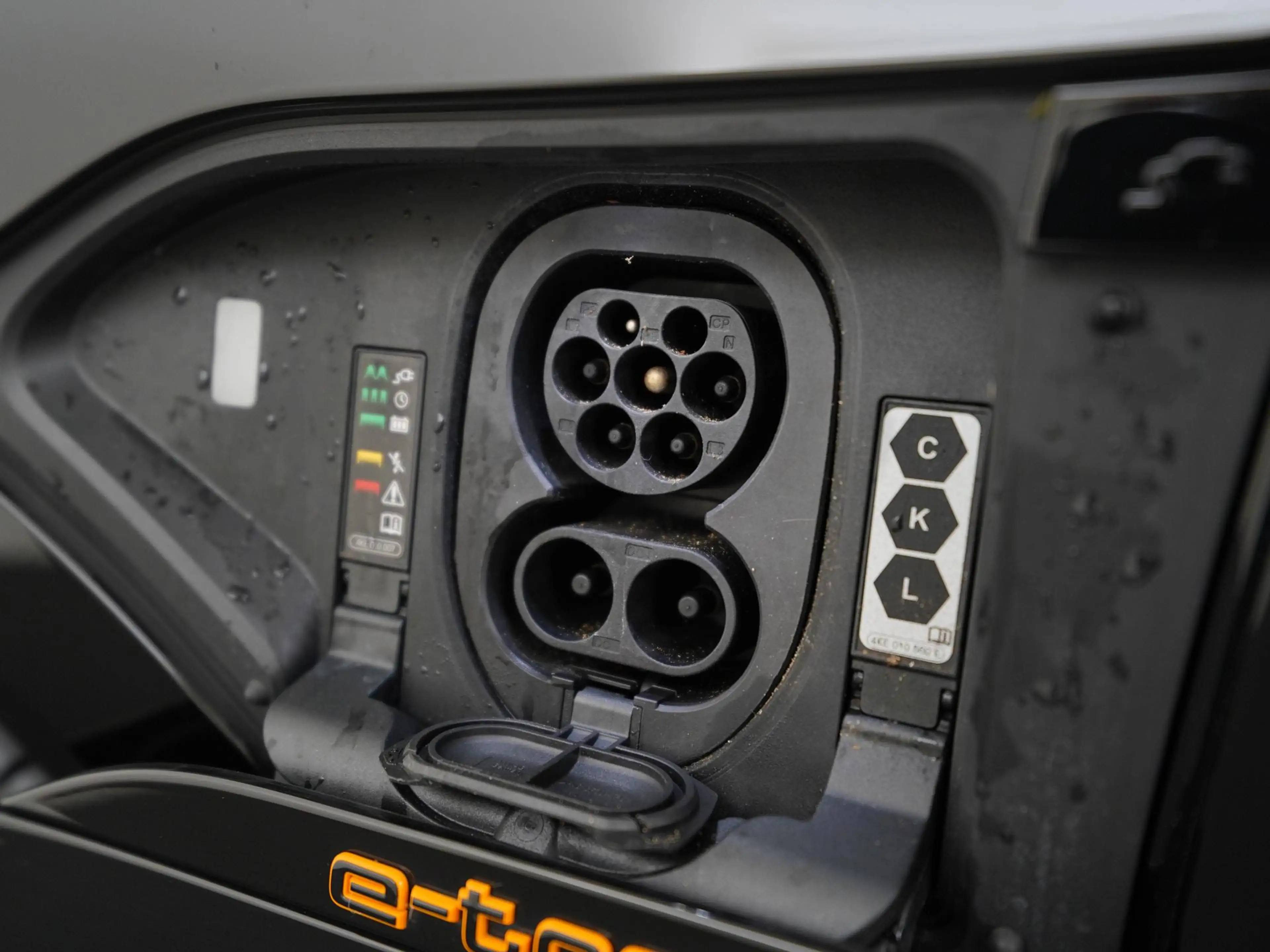 Audi e-tron 55 quattro S-Line Black Style 95 kWh | SOH 95% | P — photo 37