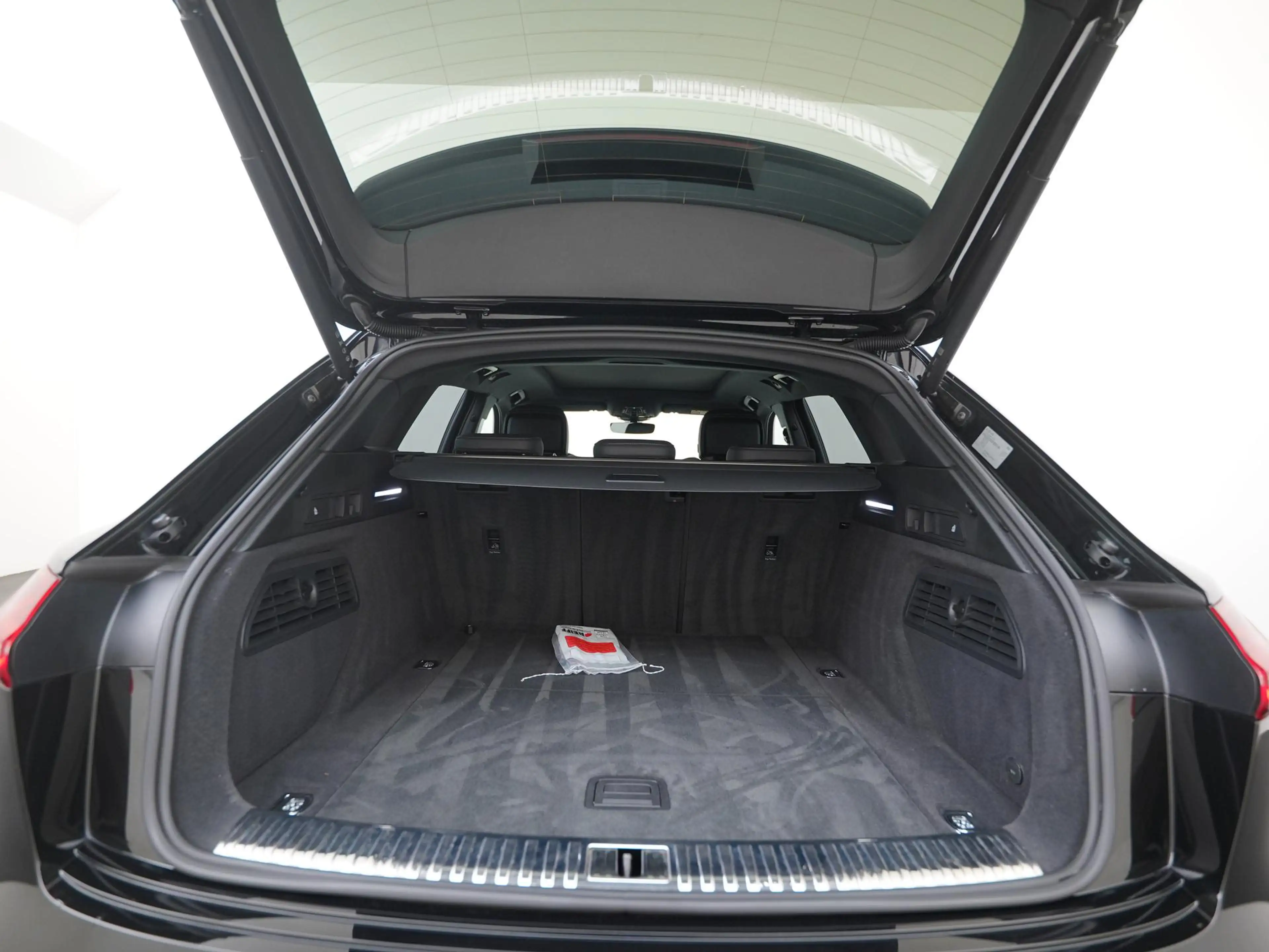 Audi e-tron 55 quattro S-Line Black Style 95 kWh | SOH 95% | P — photo 35
