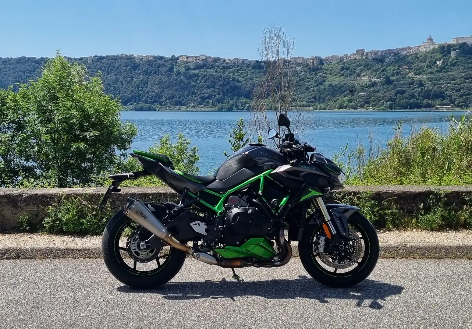 Kawasaki Z H2 SE performance my2023 Зелений - 1