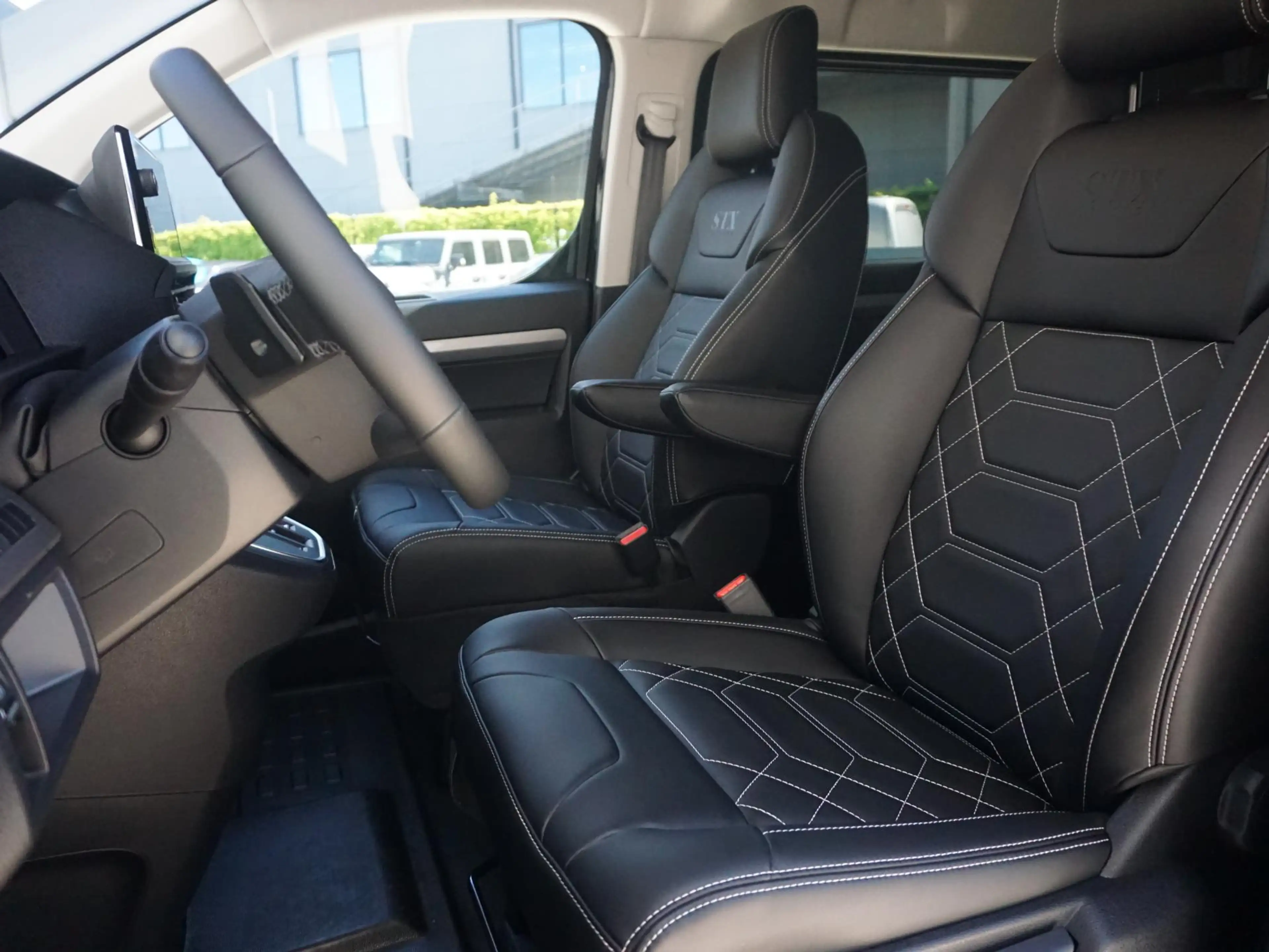 Opel Vivaro-e Dubbele Cabine 75kWh | STX Sport | Mooiste  bus va — photo 13