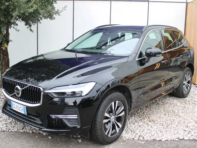 Volvo XC60 XC60 2.0 B4 AWD Momentum Pro