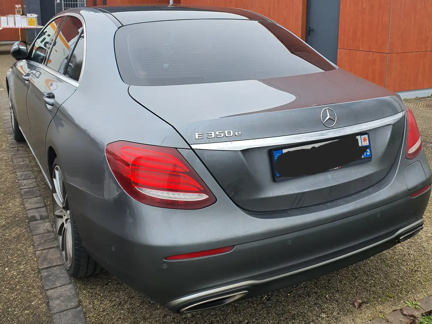 Mercedes-Benz 350 Mercedes E350e business Exécutive HYBRIDE Stříbrná - 2