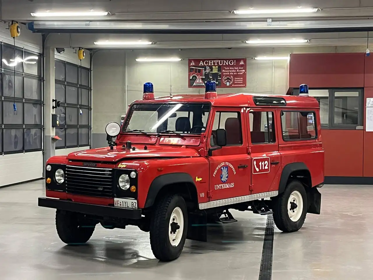 Land Rover Defender V8 Benziner Feuerwehrfahrzeug, foto 7
