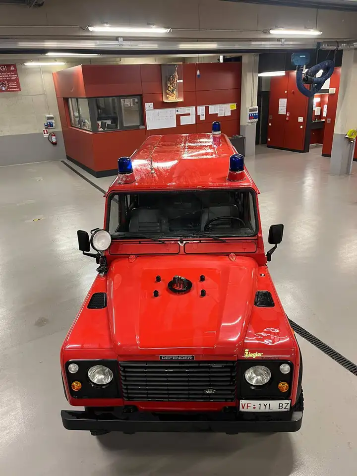 Land Rover Defender V8 Benziner Feuerwehrfahrzeug, foto 8