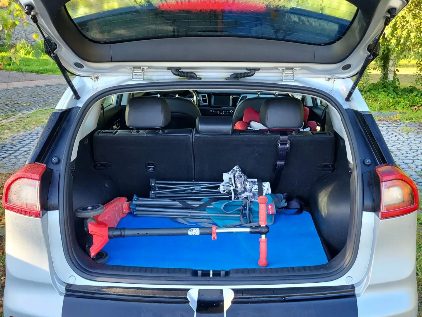 Kia Niro Niro 1.6 GDi H. DynamicL. Grijs - 2