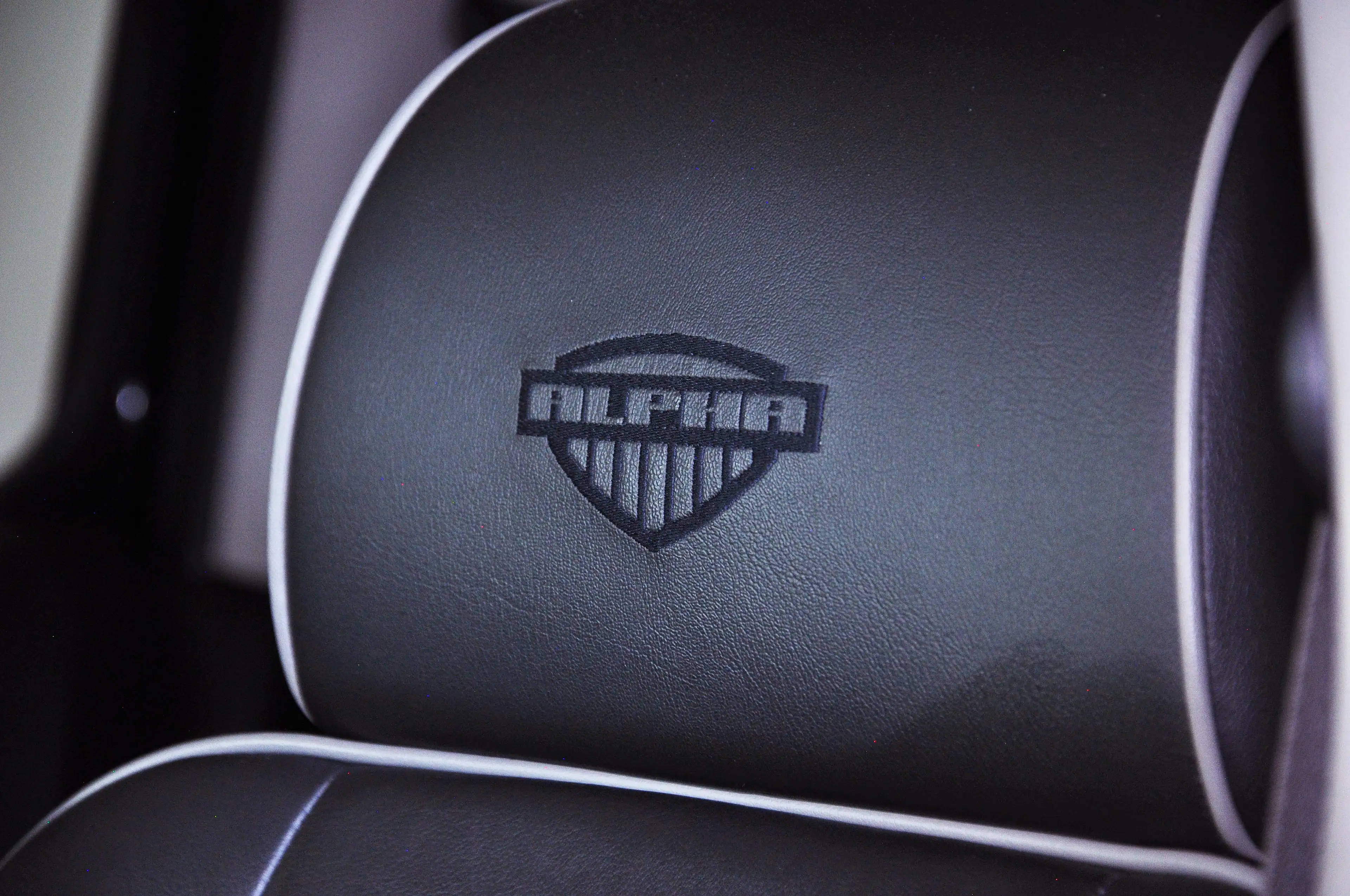 HUMMER H3 Alpha 5.3 V8 (305 PS) ! LPG-Gasanalage ! — photo 12