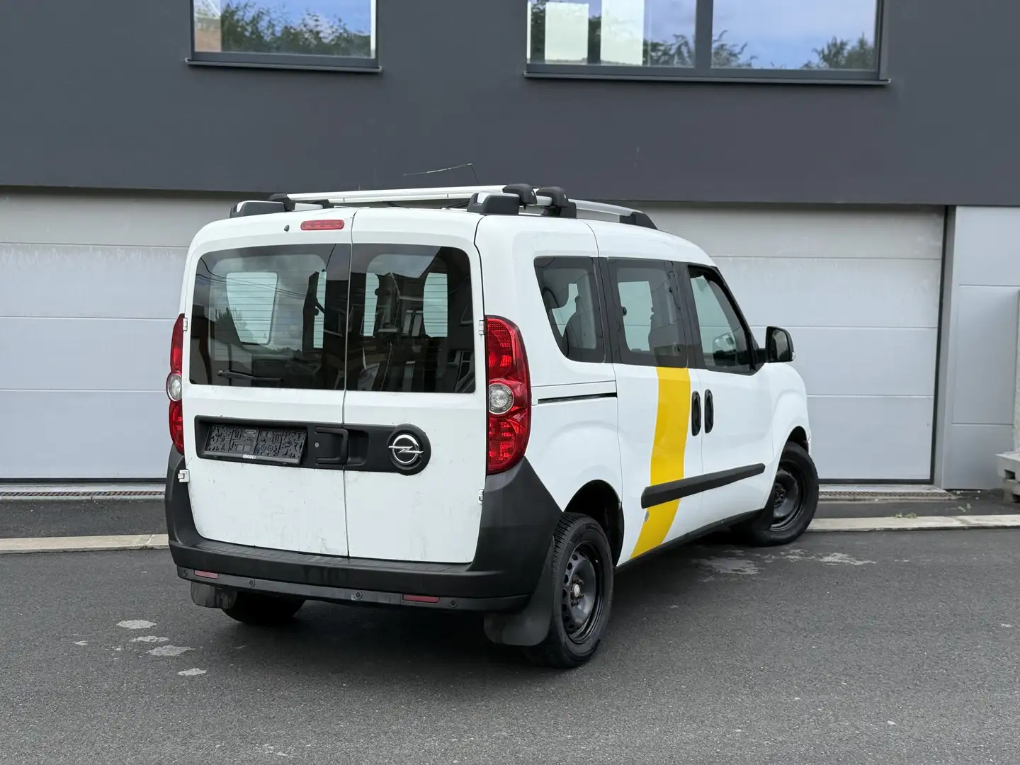Opel Combo 1.6CDTi //UTILITAIRE 5PLACES//Prête à immatricul Bianco - 2