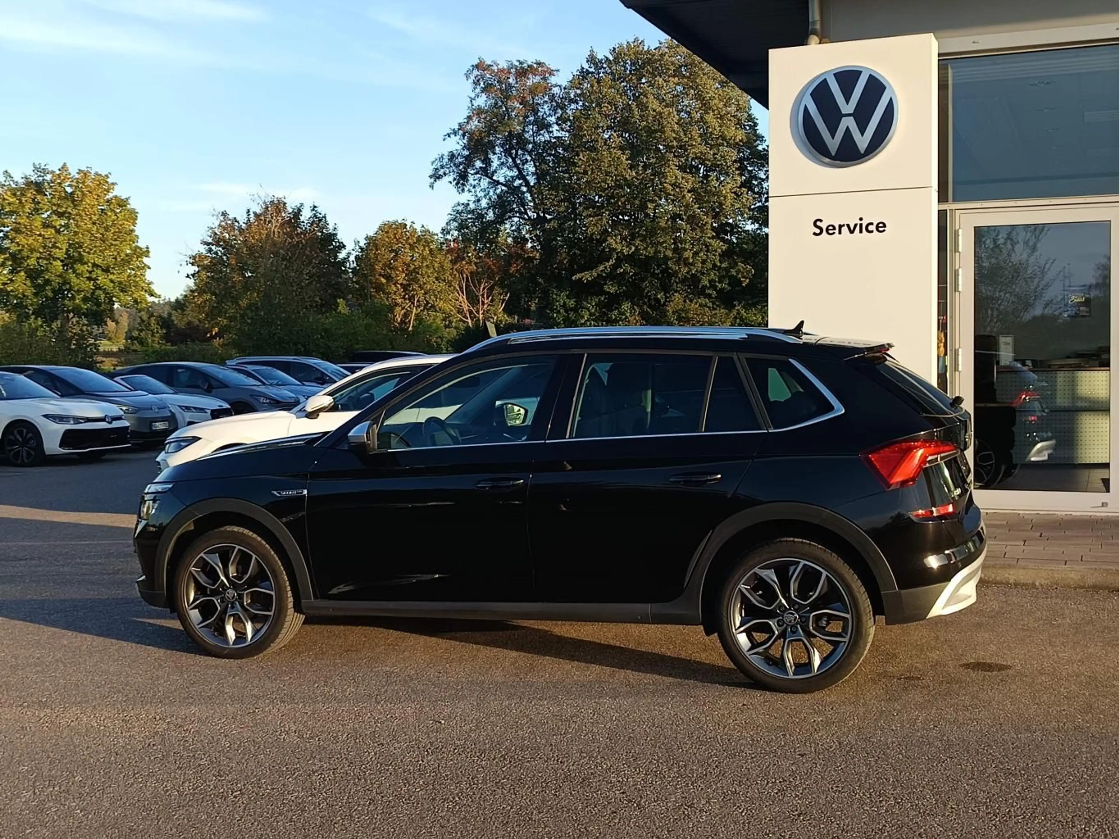 Skoda Kamiq 1.5 TSI DSG SCOUTLINE SMART-LINK+18"+ACC+L — photo 3
