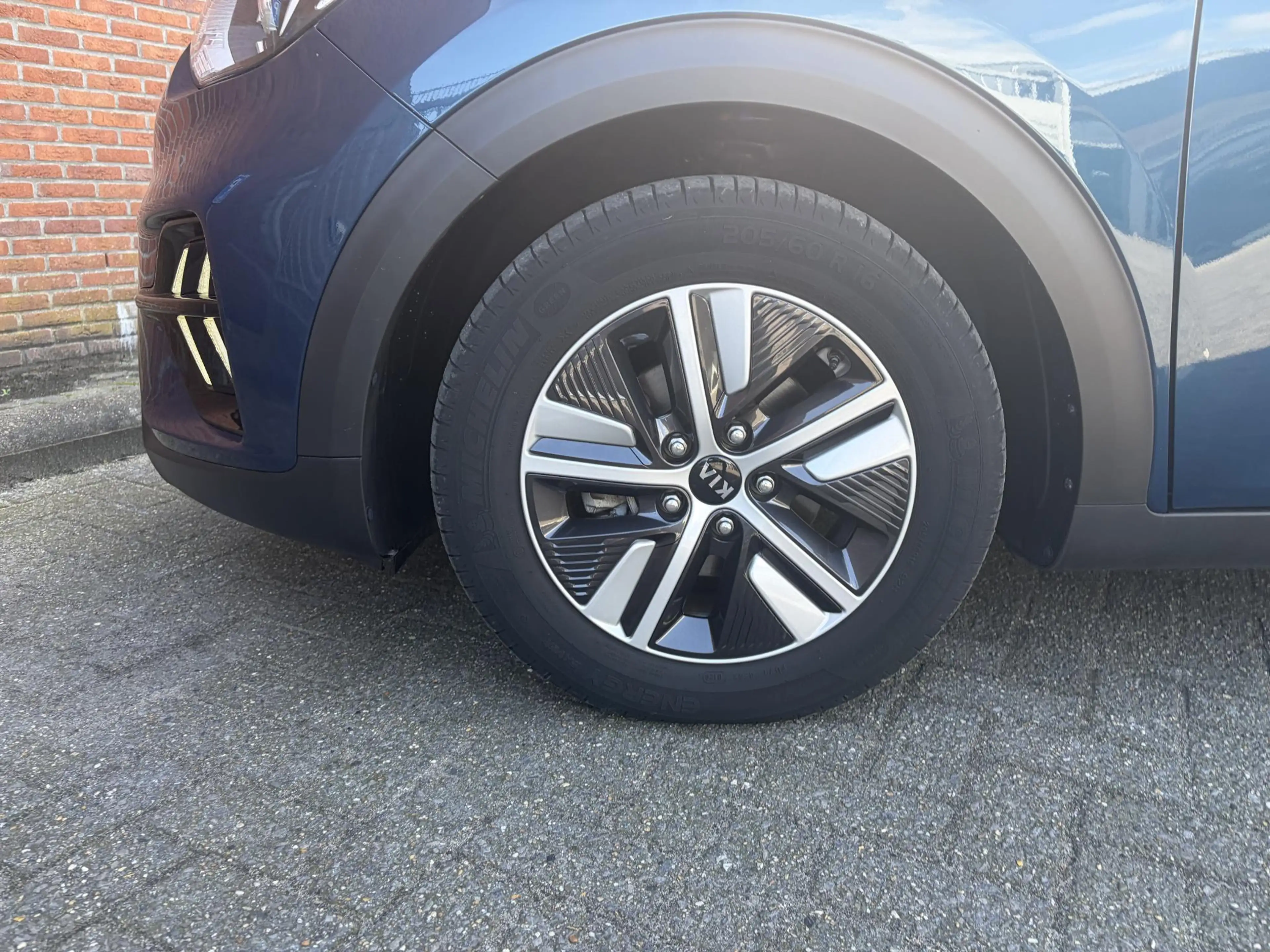 Kia Niro 1.6 GDi Hybrid DynamicLine I Navigatie I Achteruit — photo 12