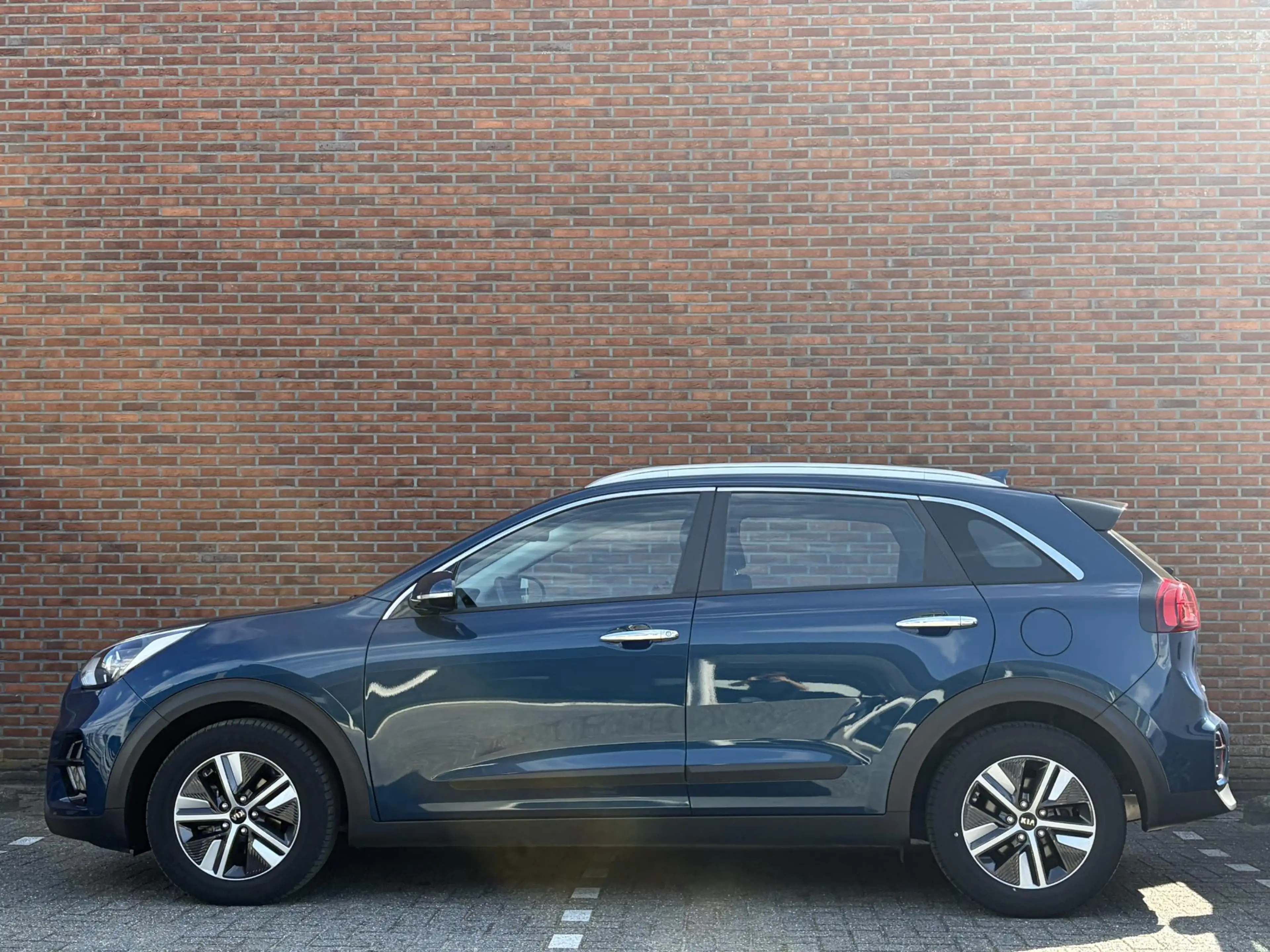 Kia Niro 1.6 GDi Hybrid DynamicLine I Navigatie I Achteruit — photo 5