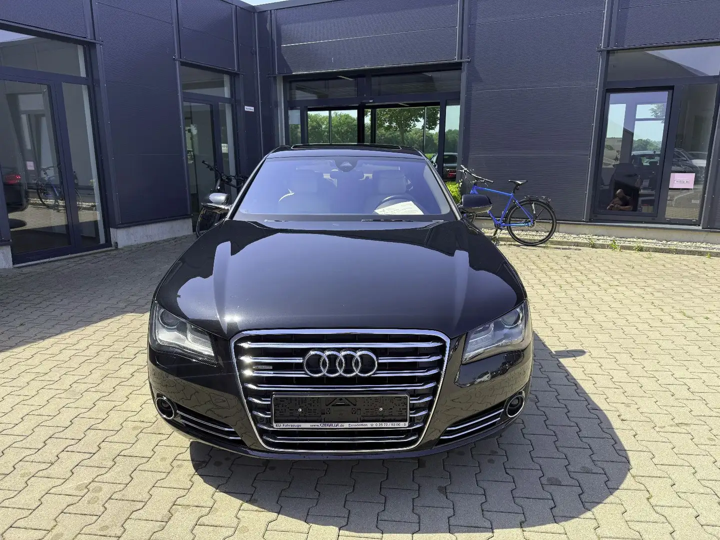 Audi A8 4.2 TDI quattro Schwarz - 2