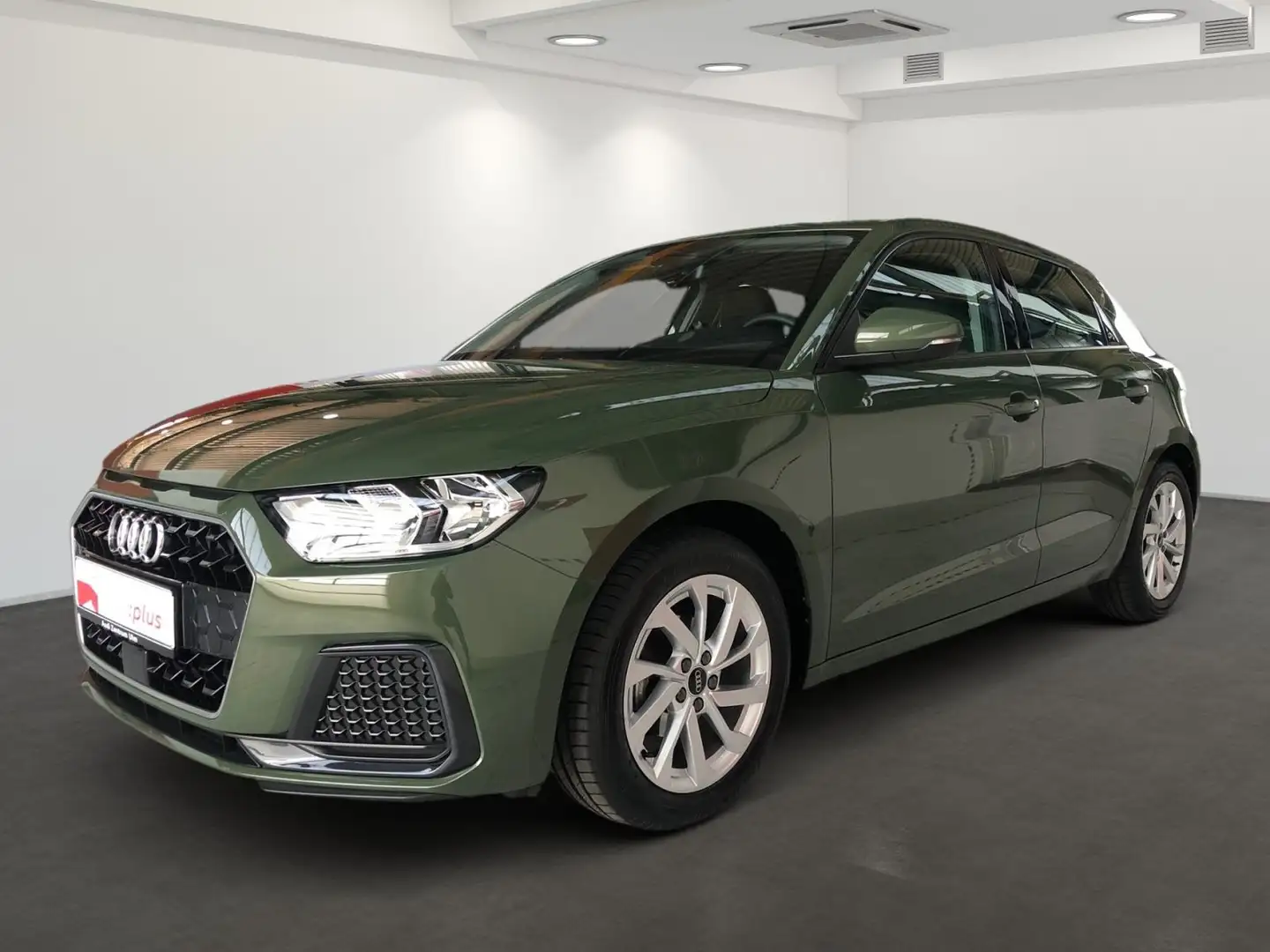 Audi A1 advanced 25 TFSI S tronic VIRTUAL Grün - 2