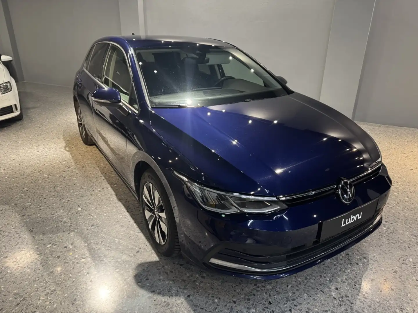 Volkswagen Golf Pequeño Automático de 5 Puertas Azul - 2