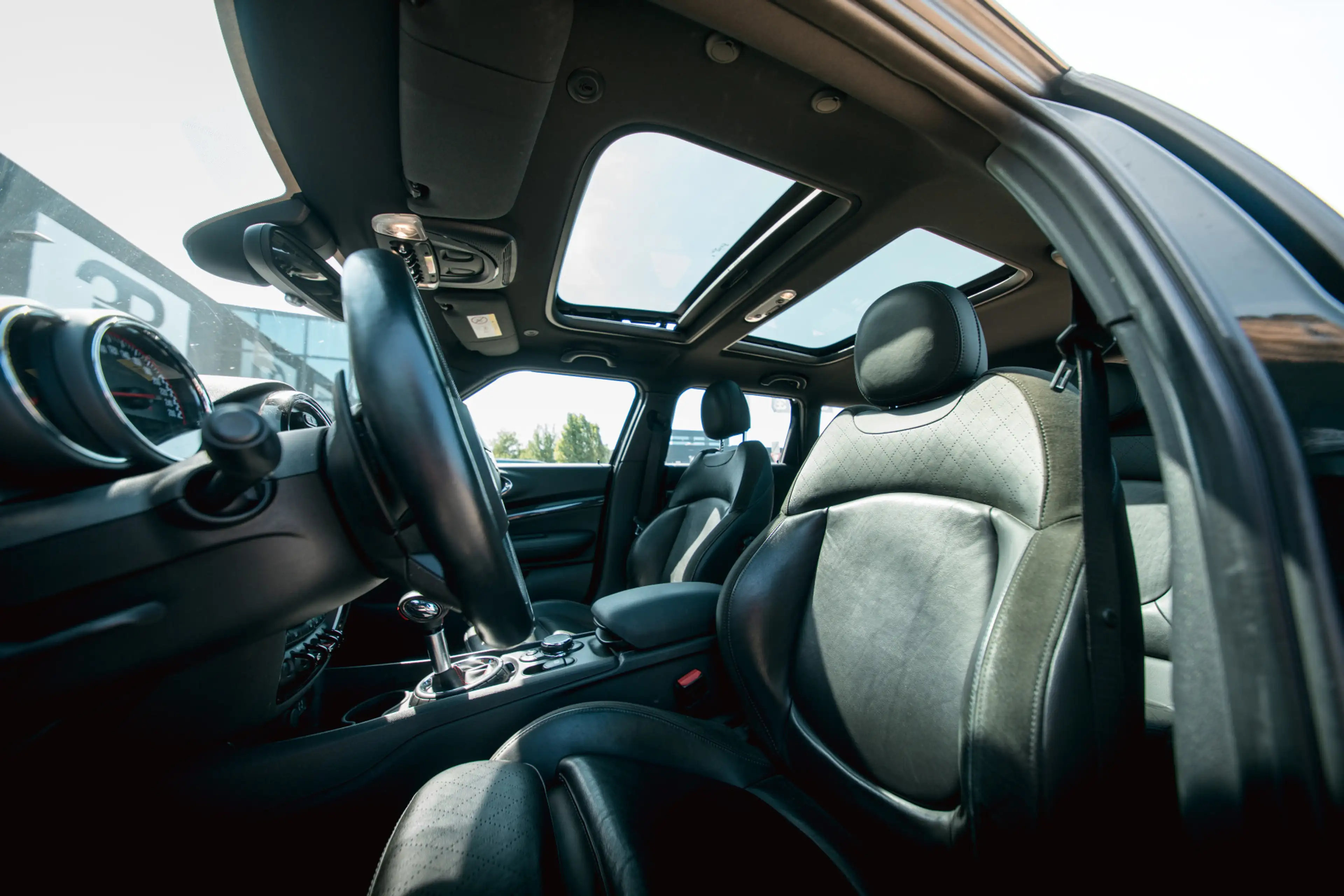 MINI John Cooper Works Clubman 2.0 ALL4 Chili — photo 4