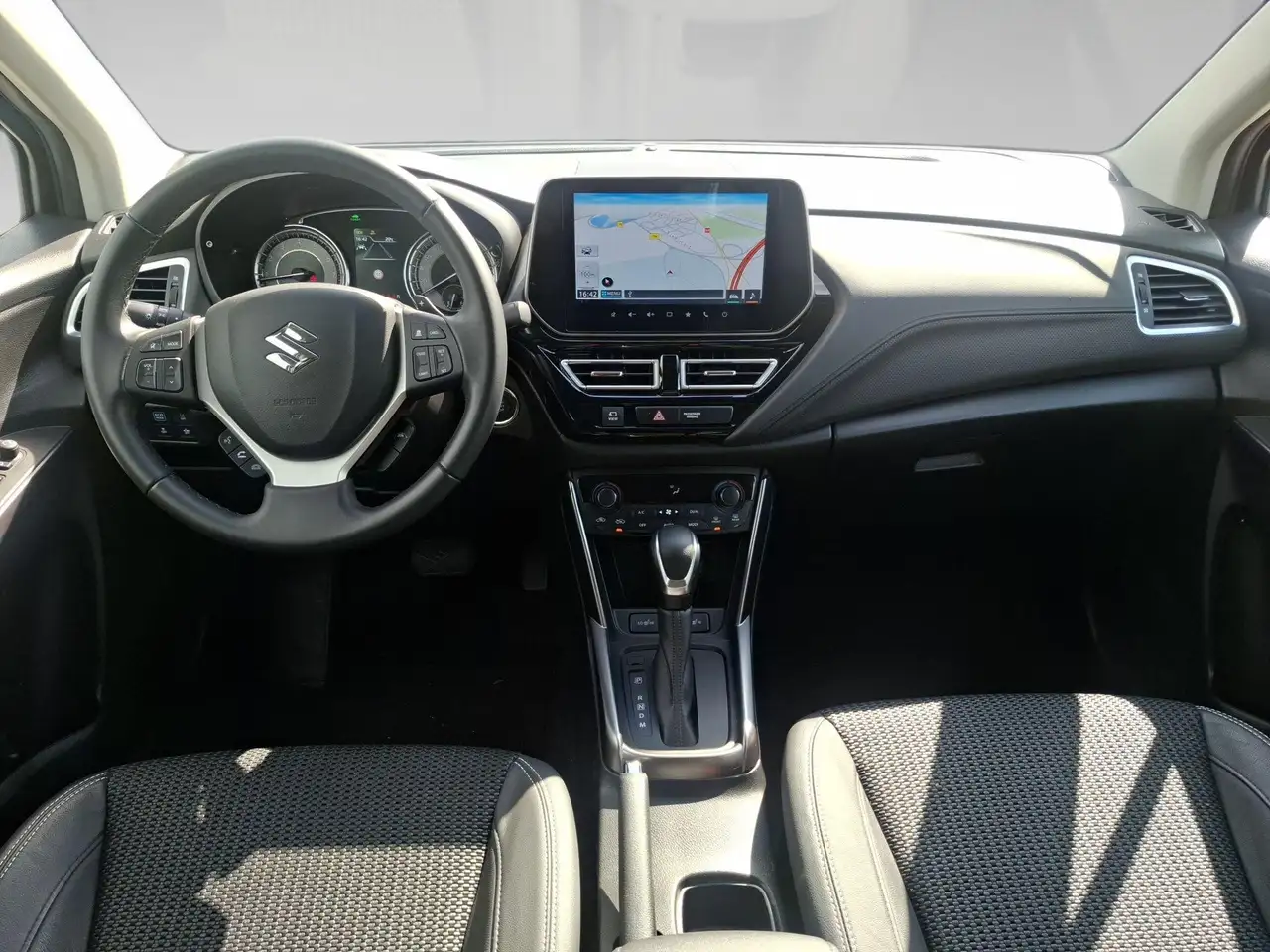 Suzuki SX4 S-Cross 2024