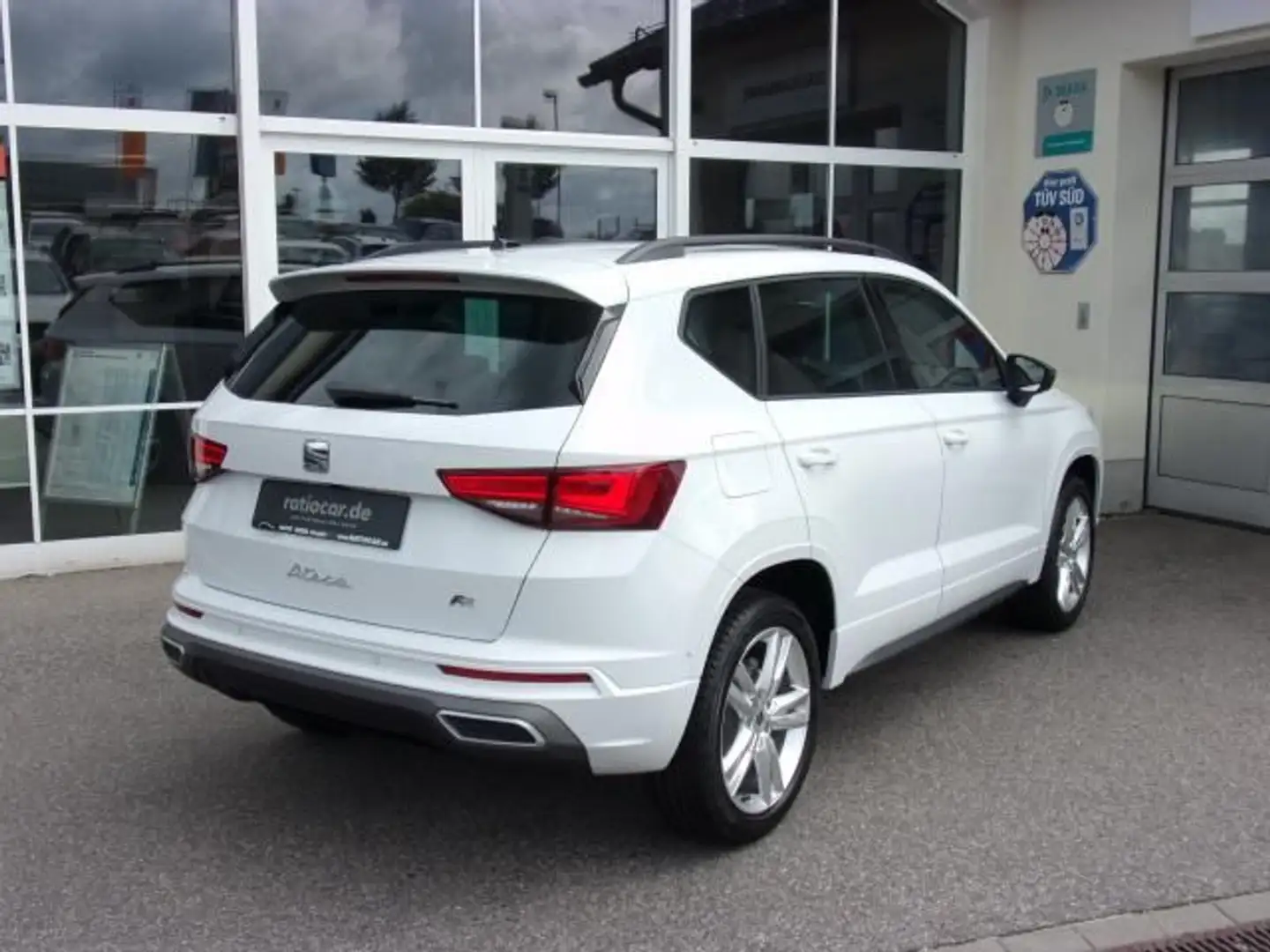 SEAT Ateca ATECA FR 1.5 TSI AHZV NAVI SITZHEIZ. EINPARKH. Blanc - 2