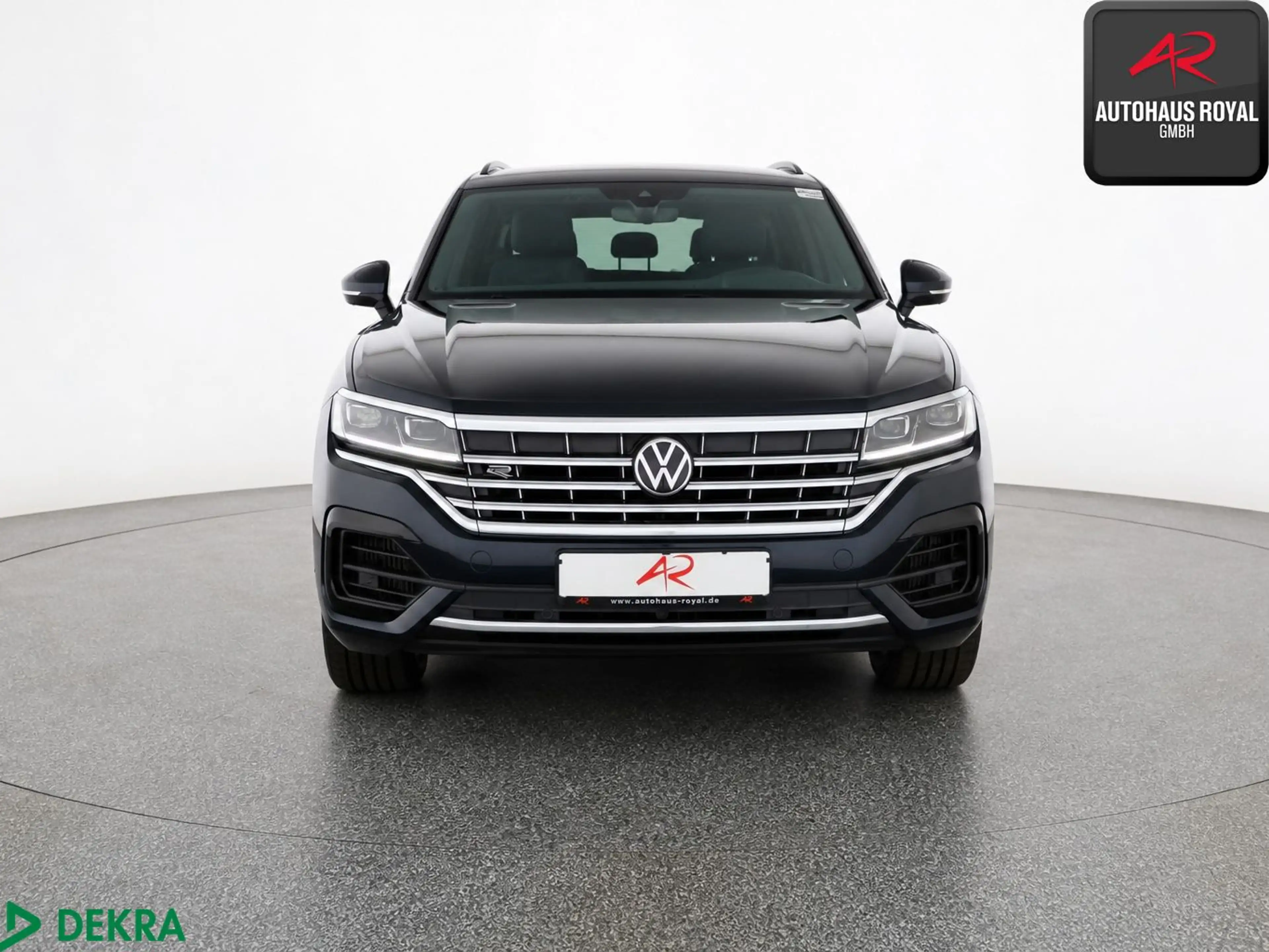 Volkswagen Touareg 3.0 TSI 4M R LINE DYNAUDIO,360°,ACC,AHK — photo 8